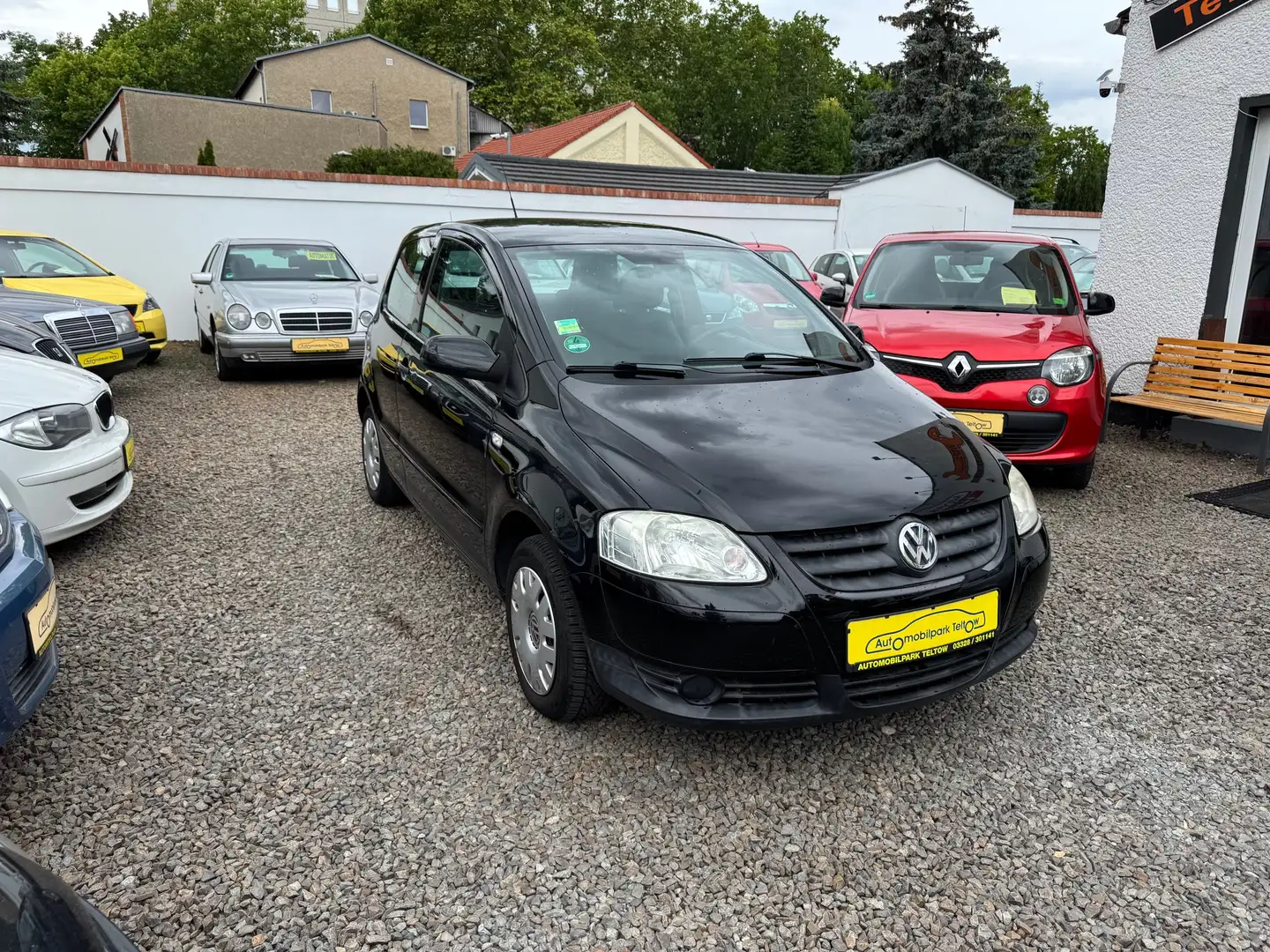 Volkswagen Fox Refresh, 2. Hand + Klima Schwarz - 2