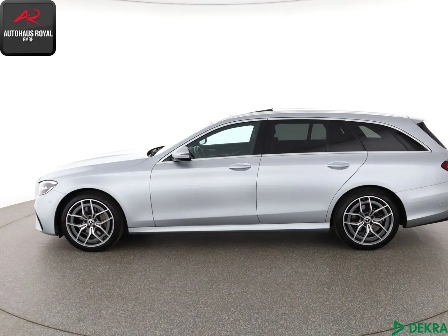 Mercedes-Benz E 200 E 200 T 4M 3x AMG AHK,KAMERA,SCHECKHEFT,CARPLAY Plateado - 2