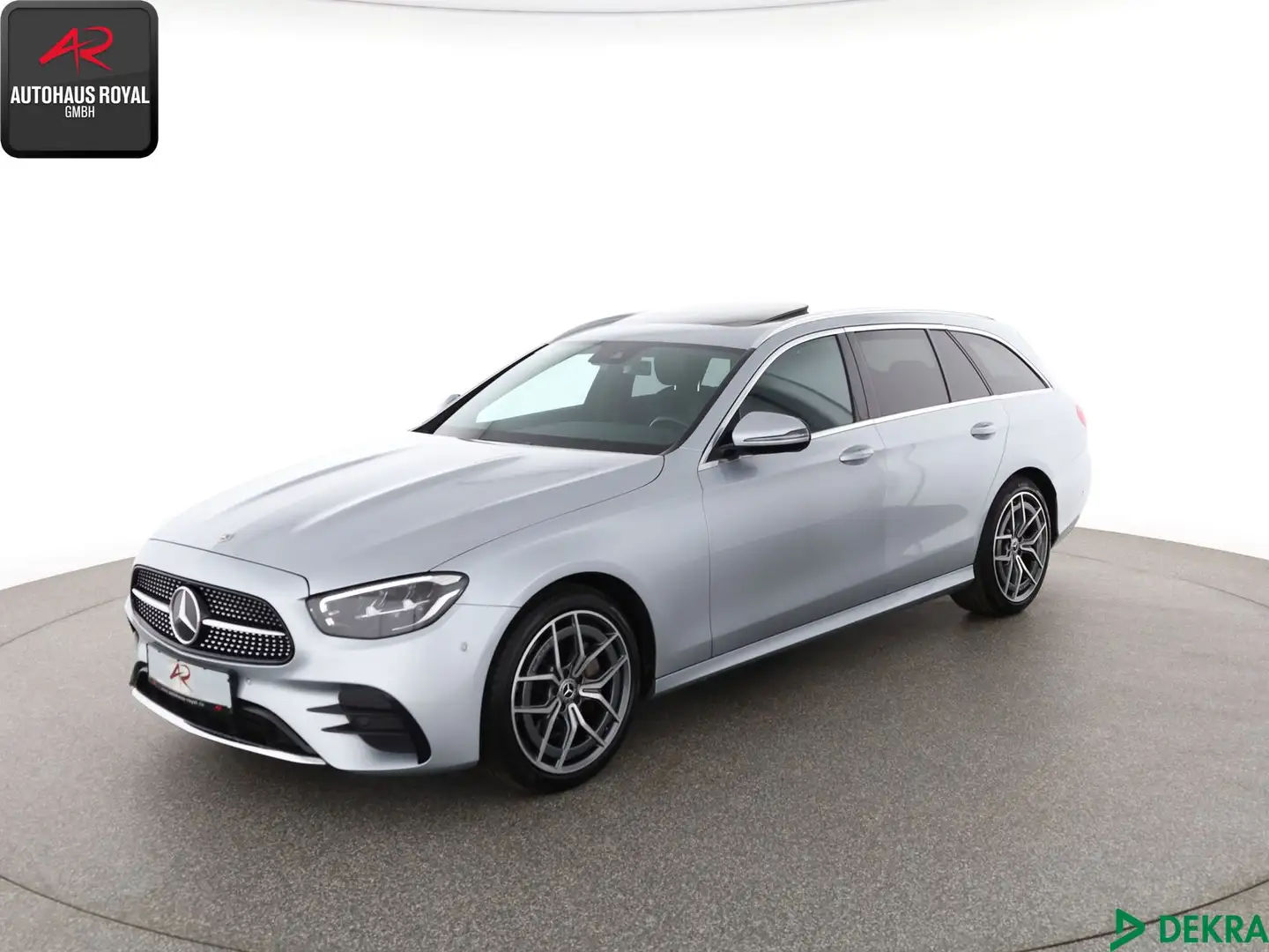 Mercedes-Benz E 200 E 200 T 4M 3x AMG AHK,KAMERA,SCHECKHEFT,CARPLAY Plateado - 1