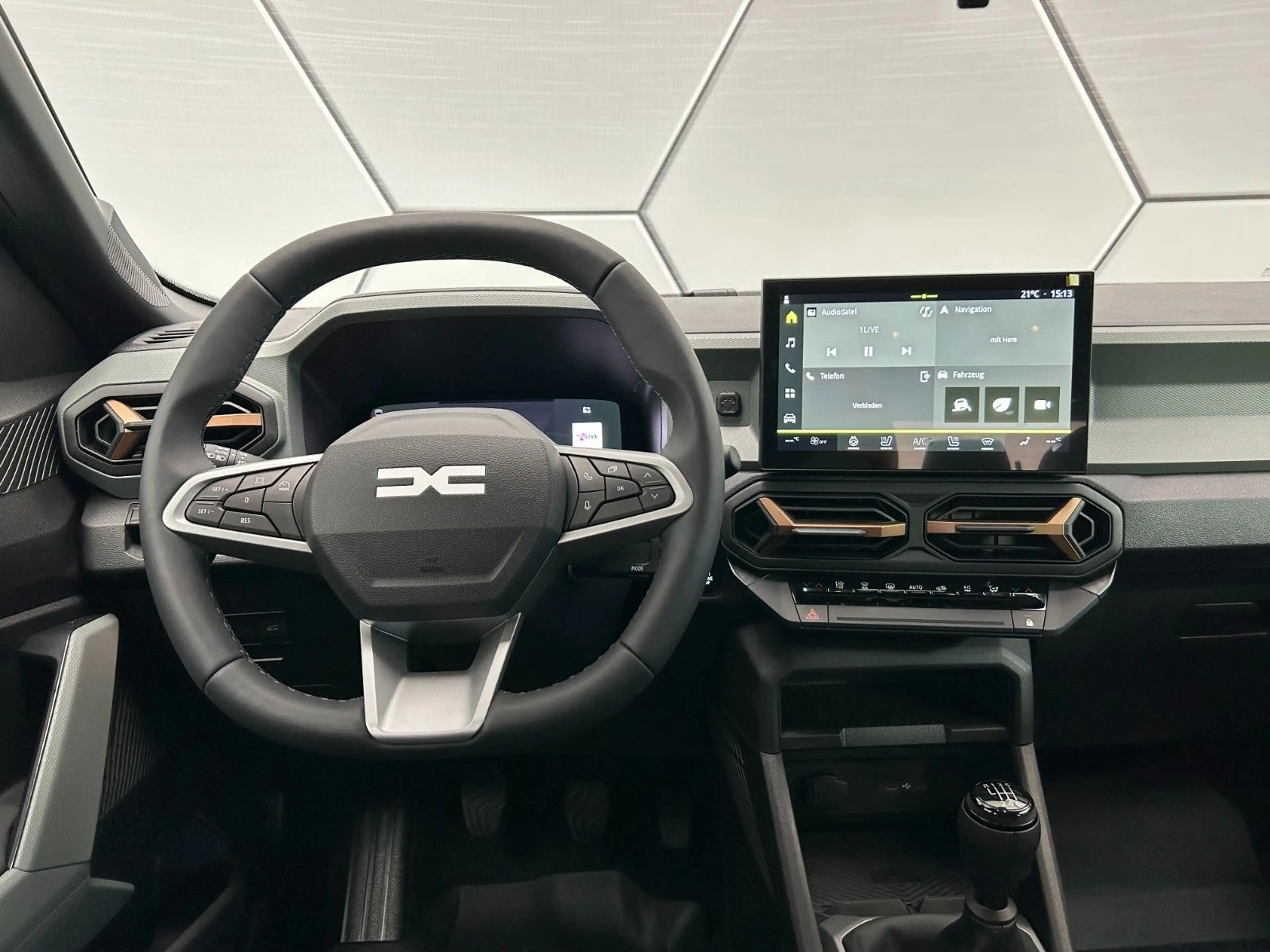 Dacia Bigster mild hybrid-G 140 Journey Winter Plus — photo 13