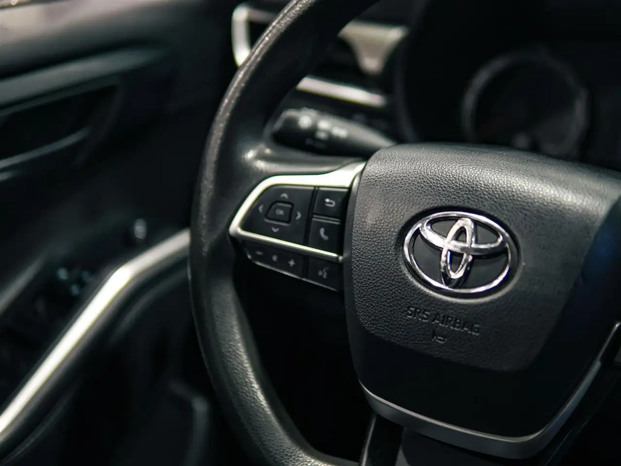 Toyota Highlander снимка Toyota Highlander
