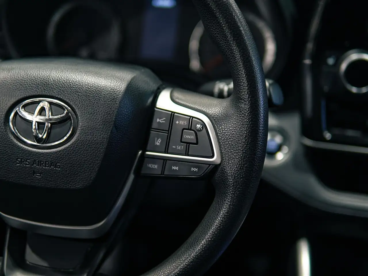 Toyota Highlander снимка Toyota Highlander