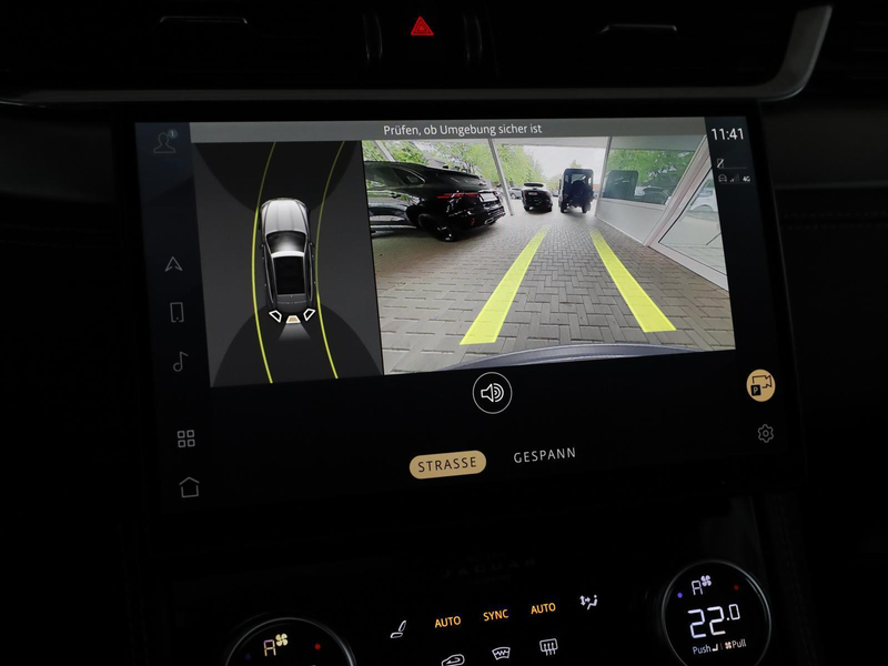 Jaguar F-Pace D200 R-Dyn. SE ACC PANO NAVI AHK KAMERA — photo 15