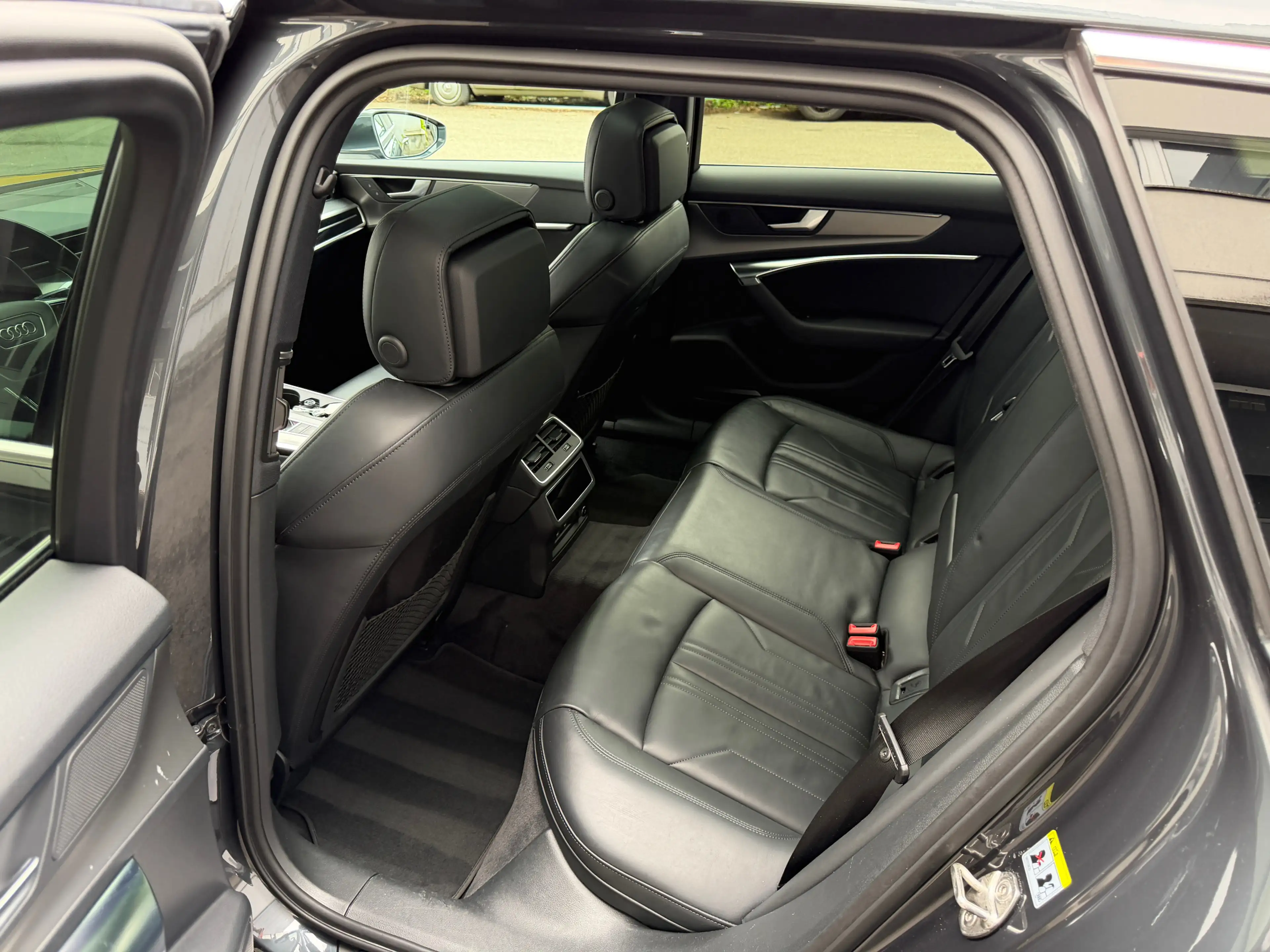 Audi A6 40 TDI Sport LED ACC Pano Kamera Bang&Olufsen — photo 14