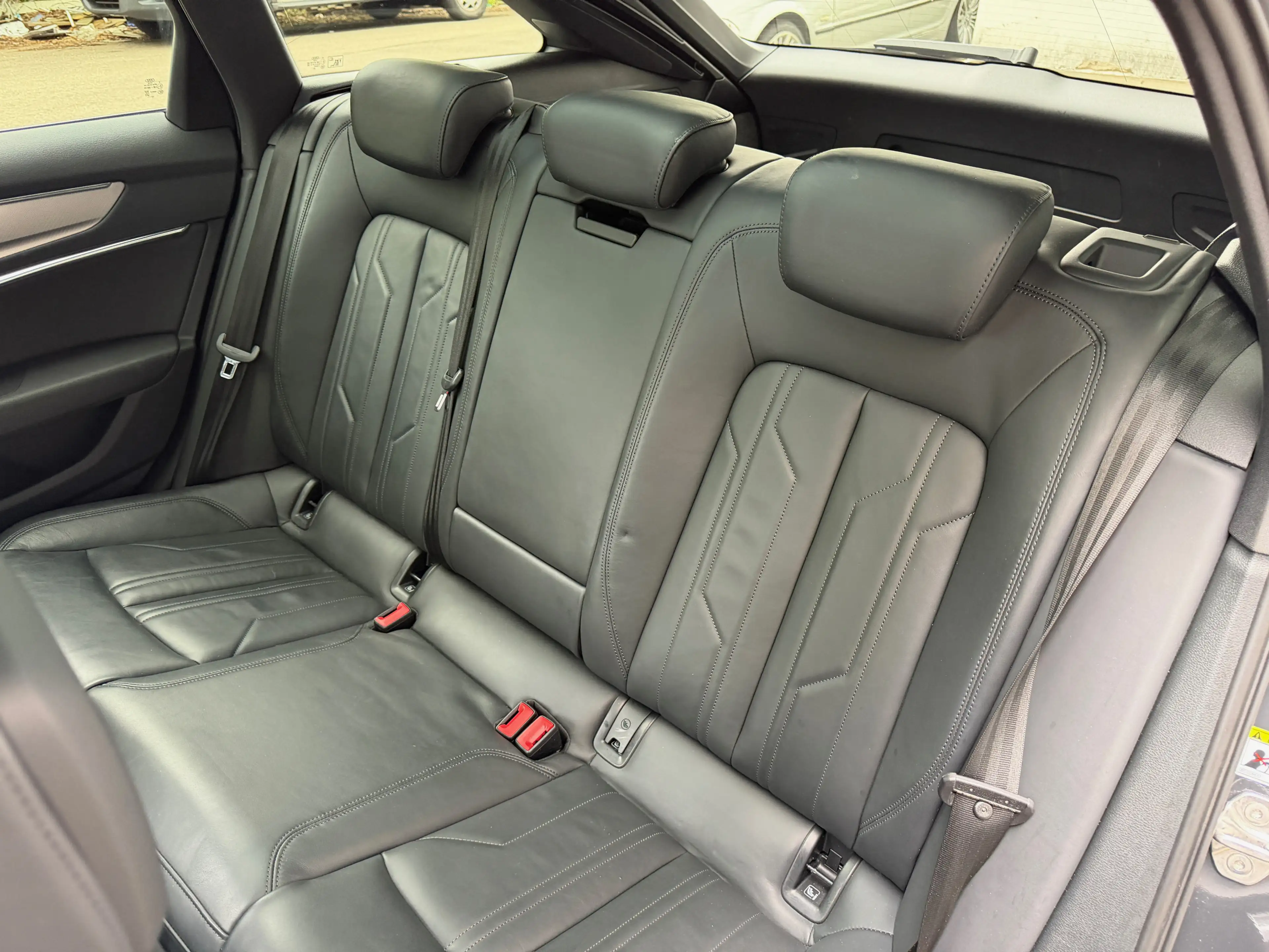 Audi A6 40 TDI Sport LED ACC Pano Kamera Bang&Olufsen — photo 15
