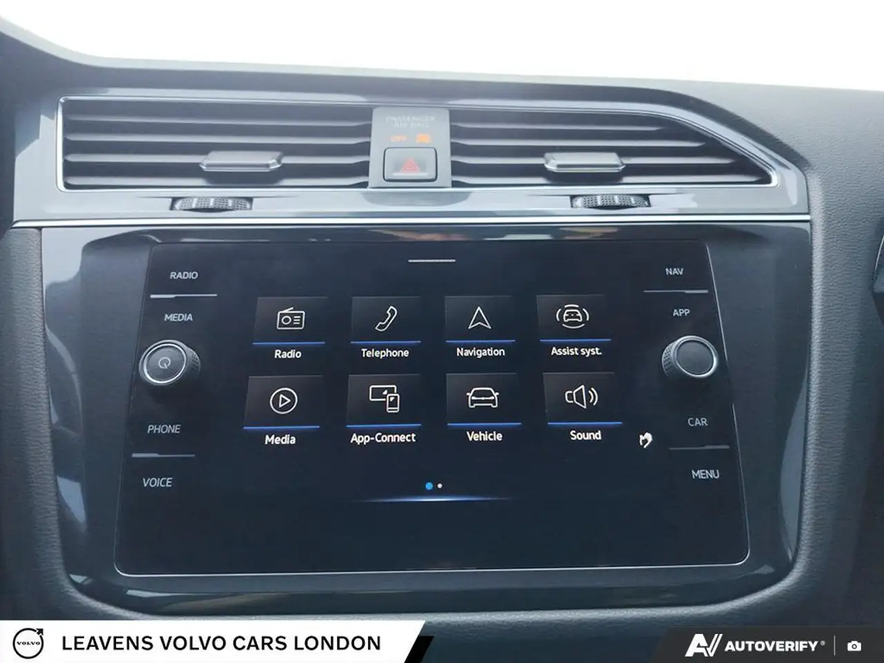 Volkswagen Tiguan снимка Volkswagen Tiguan