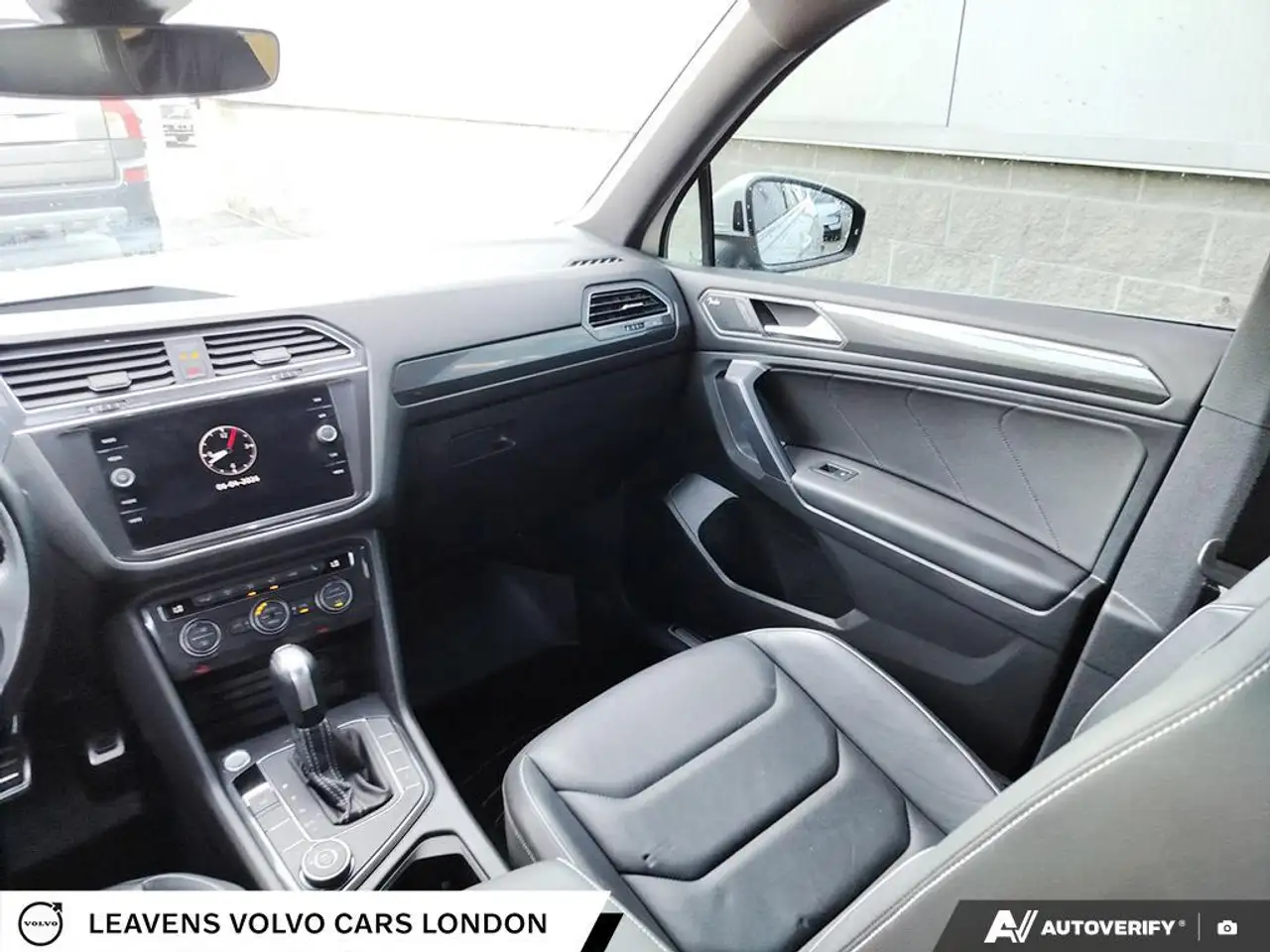 Volkswagen Tiguan снимка Volkswagen Tiguan