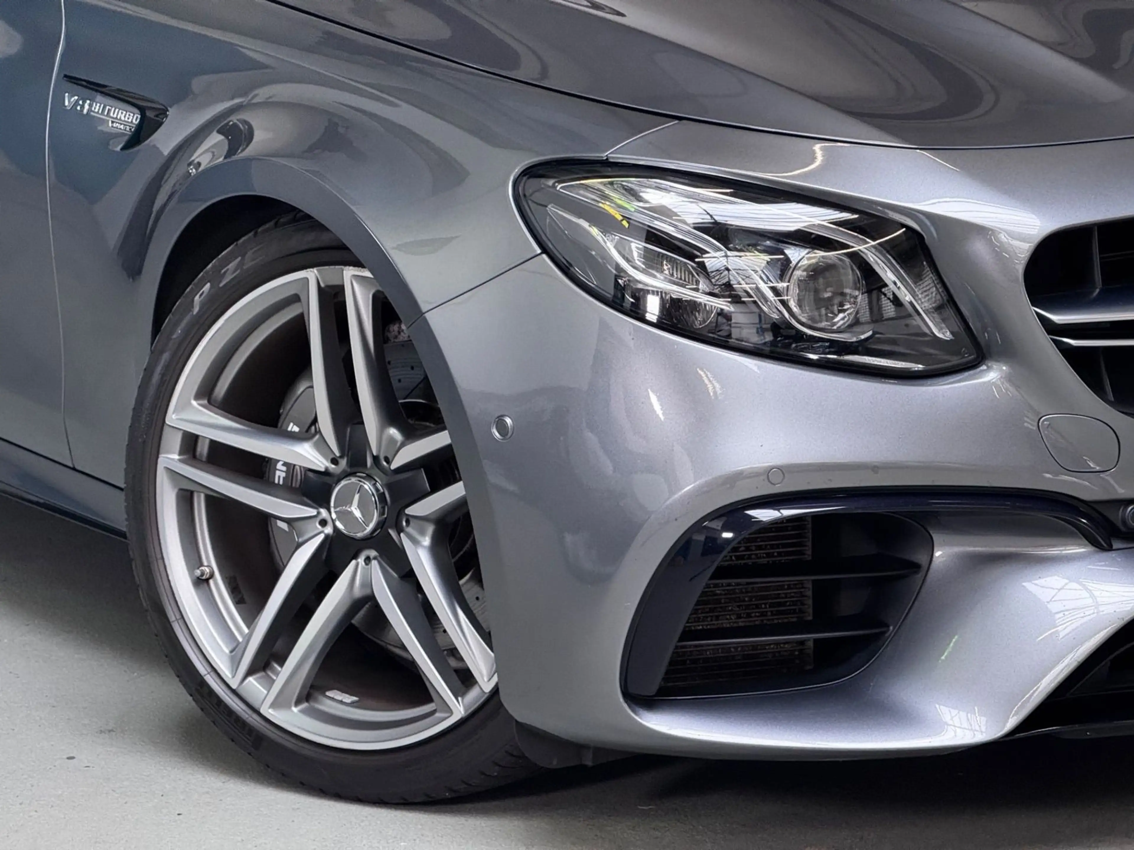 Mercedes-Benz E 63 AMG T AMG E 63 4Matic+ PerfSitze Top Austat — photo 4