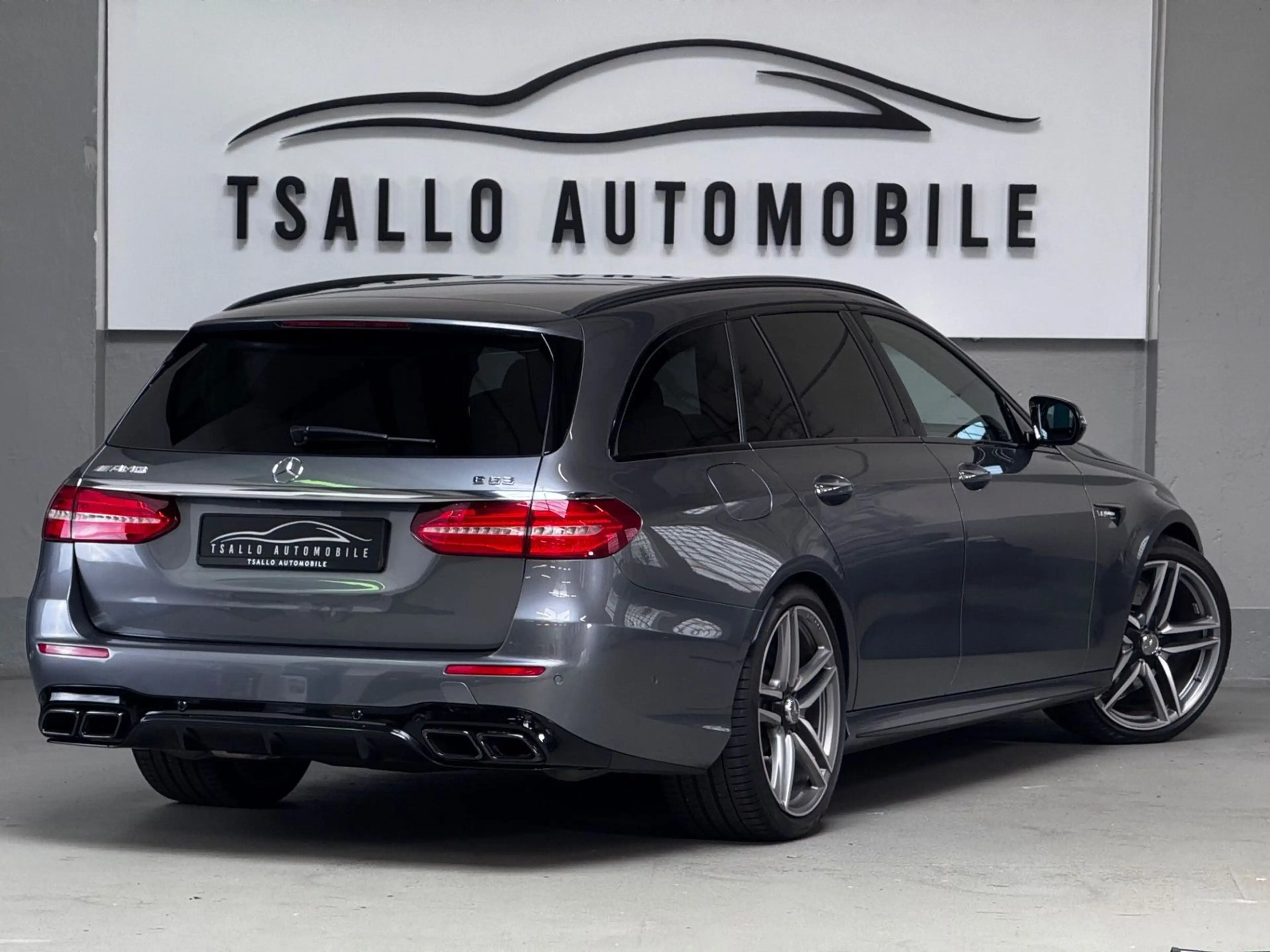Mercedes-Benz E 63 AMG T AMG E 63 4Matic+ PerfSitze Top Austat — photo 6
