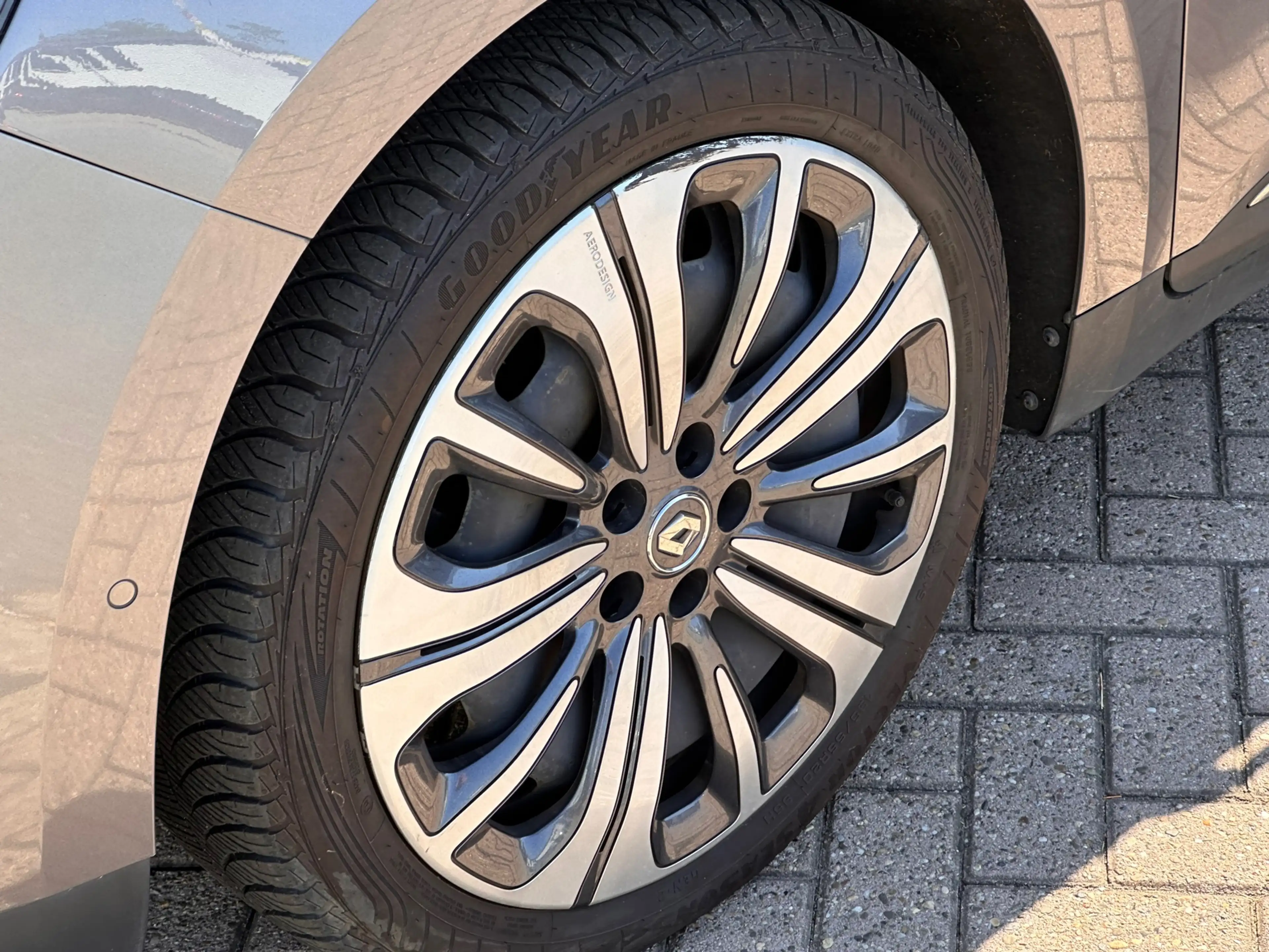 Renault Grand Scenic Renault Grand Scénic TCe 140 EDC equilibre 7 STOEL — photo 4
