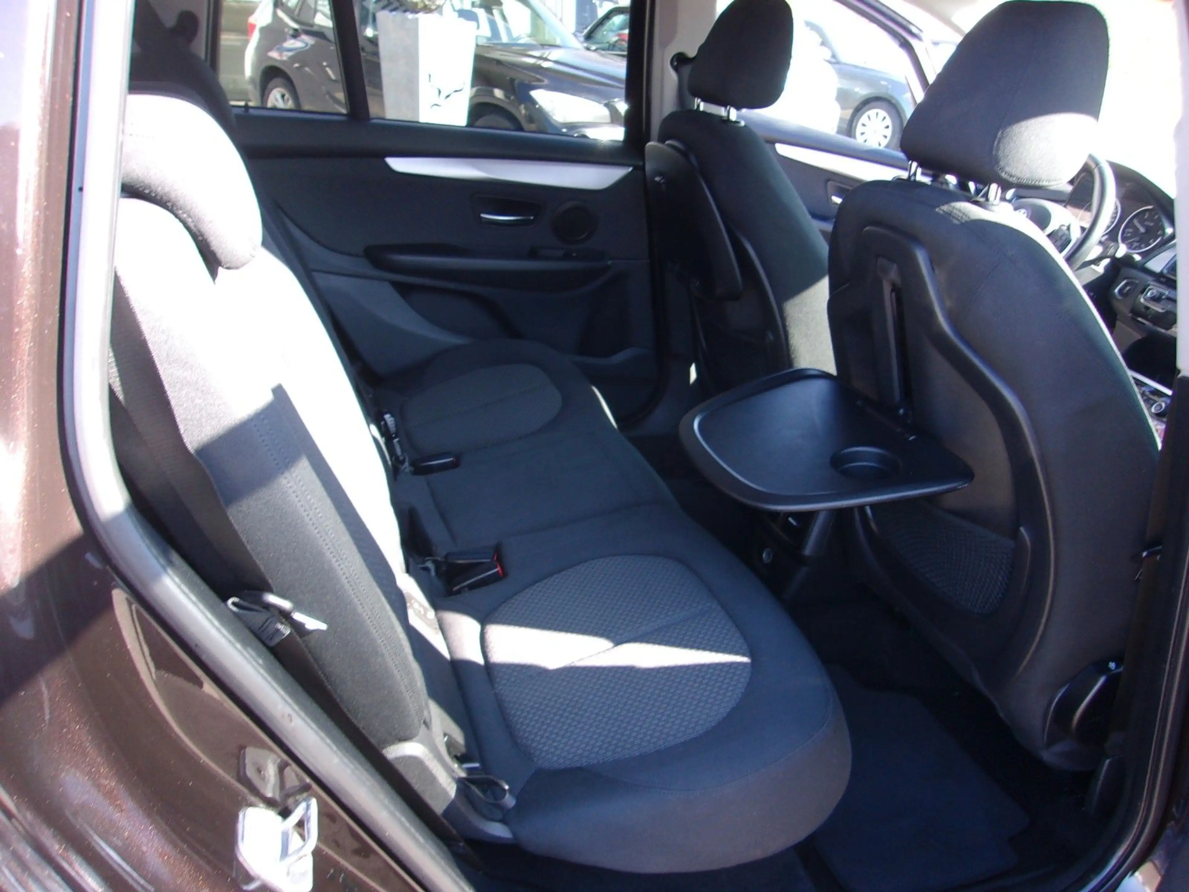 BMW 216 216 d Gran Tourer — photo 14
