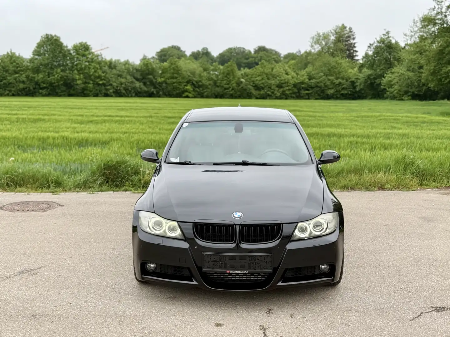 BMW 335 BMW 3er-Reihe 335D Pickerl Neu 3/26 - 2