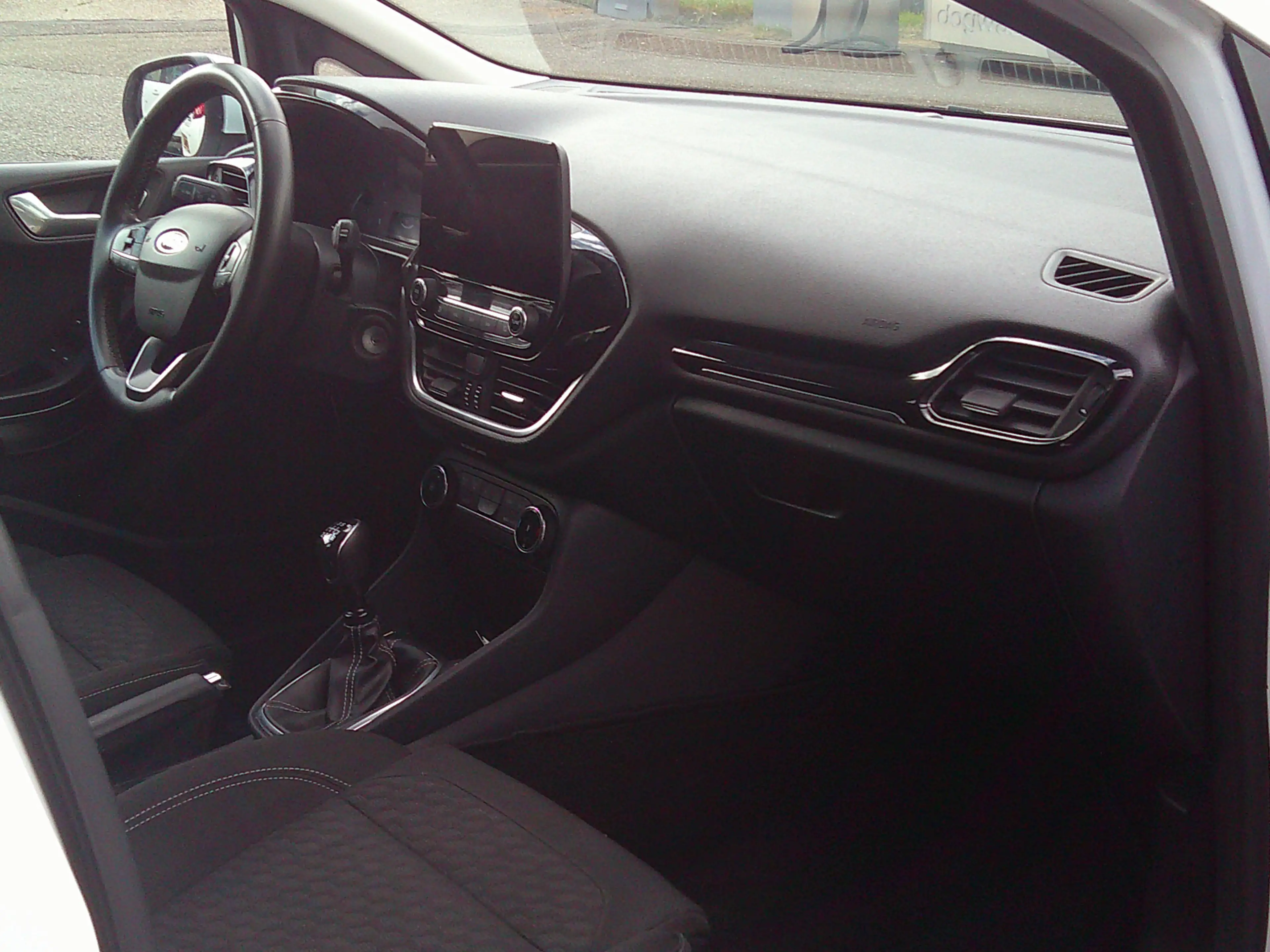 Ford Fiesta 1.0 EcoBoost Hybrid Titanium Staat in Hardenberg — photo 15