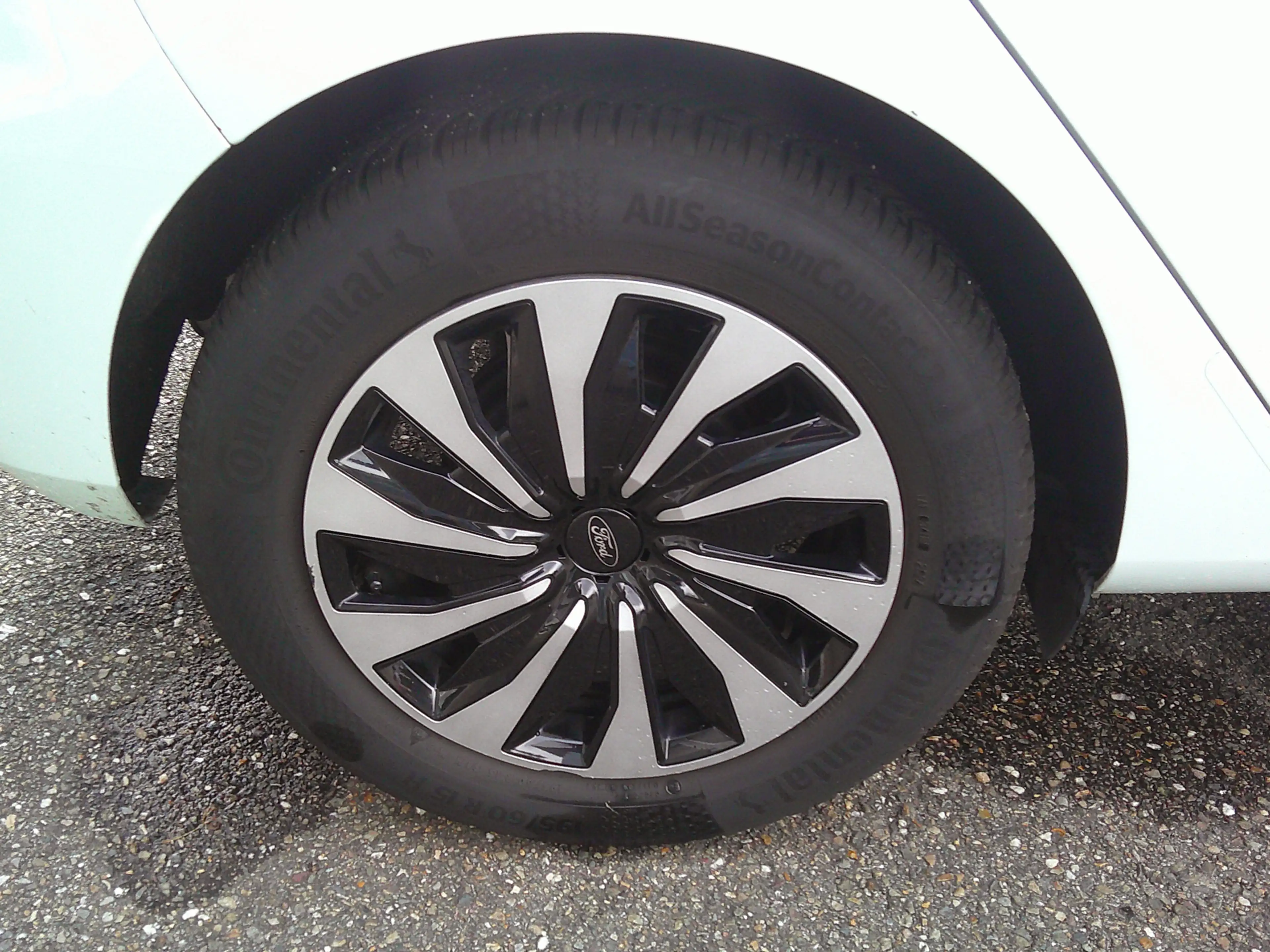 Ford Fiesta 1.0 EcoBoost Hybrid Titanium Staat in Hardenberg — photo 8