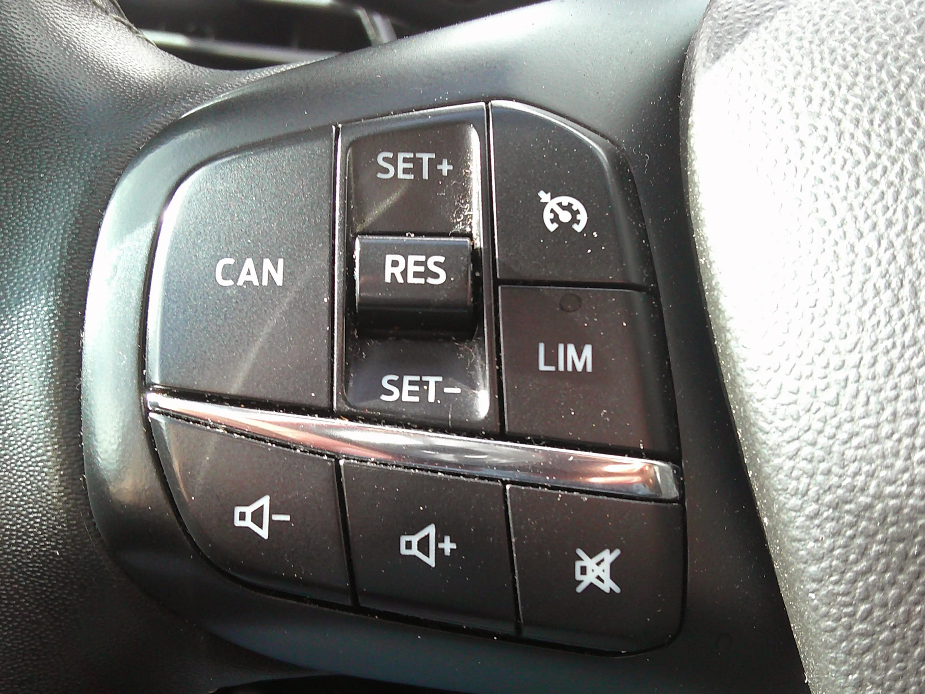 Ford Fiesta 1.0 EcoBoost Hybrid Titanium Staat in Hardenberg — photo 22