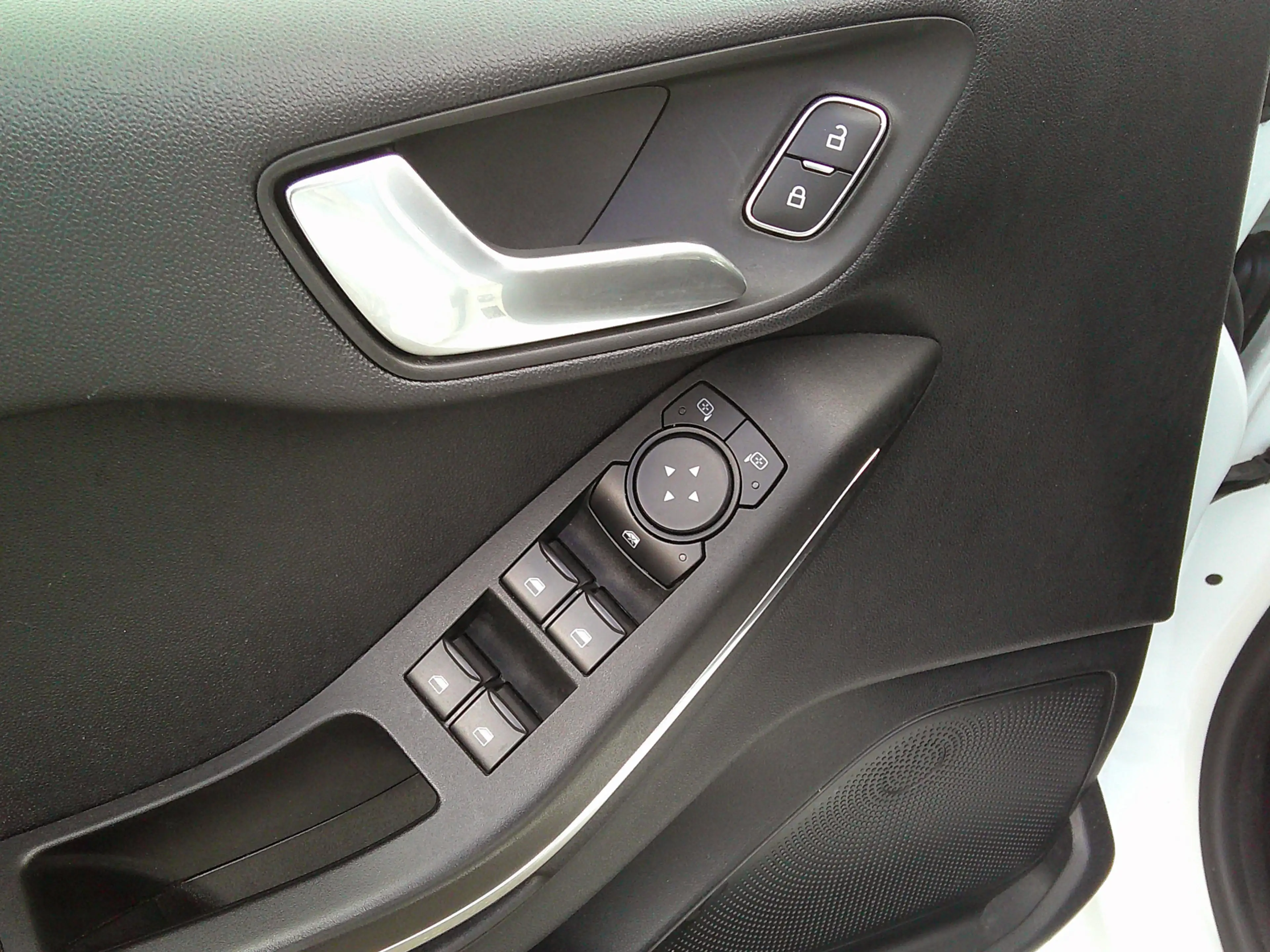 Ford Fiesta 1.0 EcoBoost Hybrid Titanium Staat in Hardenberg — photo 13