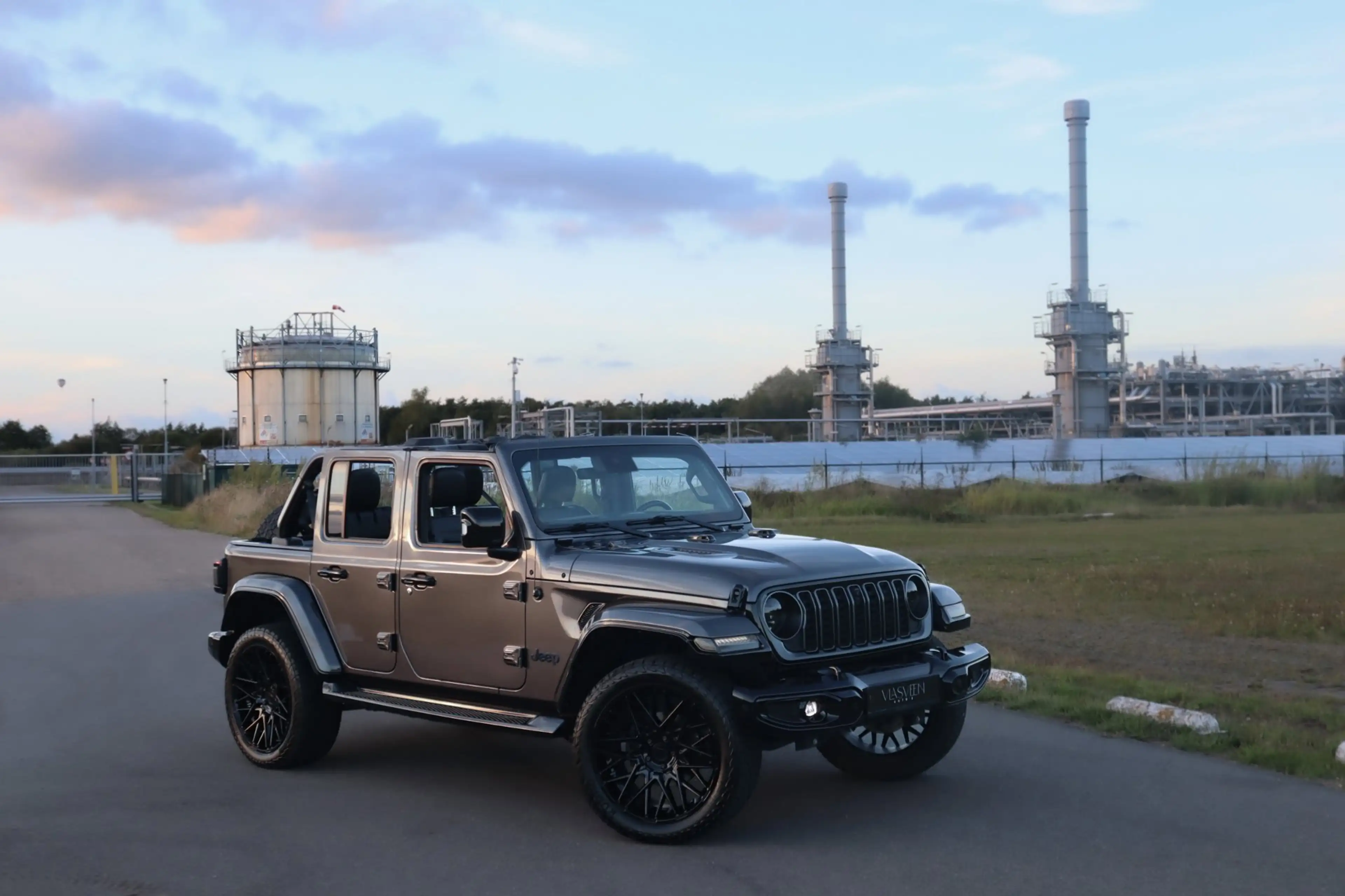 Jeep Wrangler UNLIMITED 4xe 380 Sahara Navigatie/Led/Stoel en st — photo 4