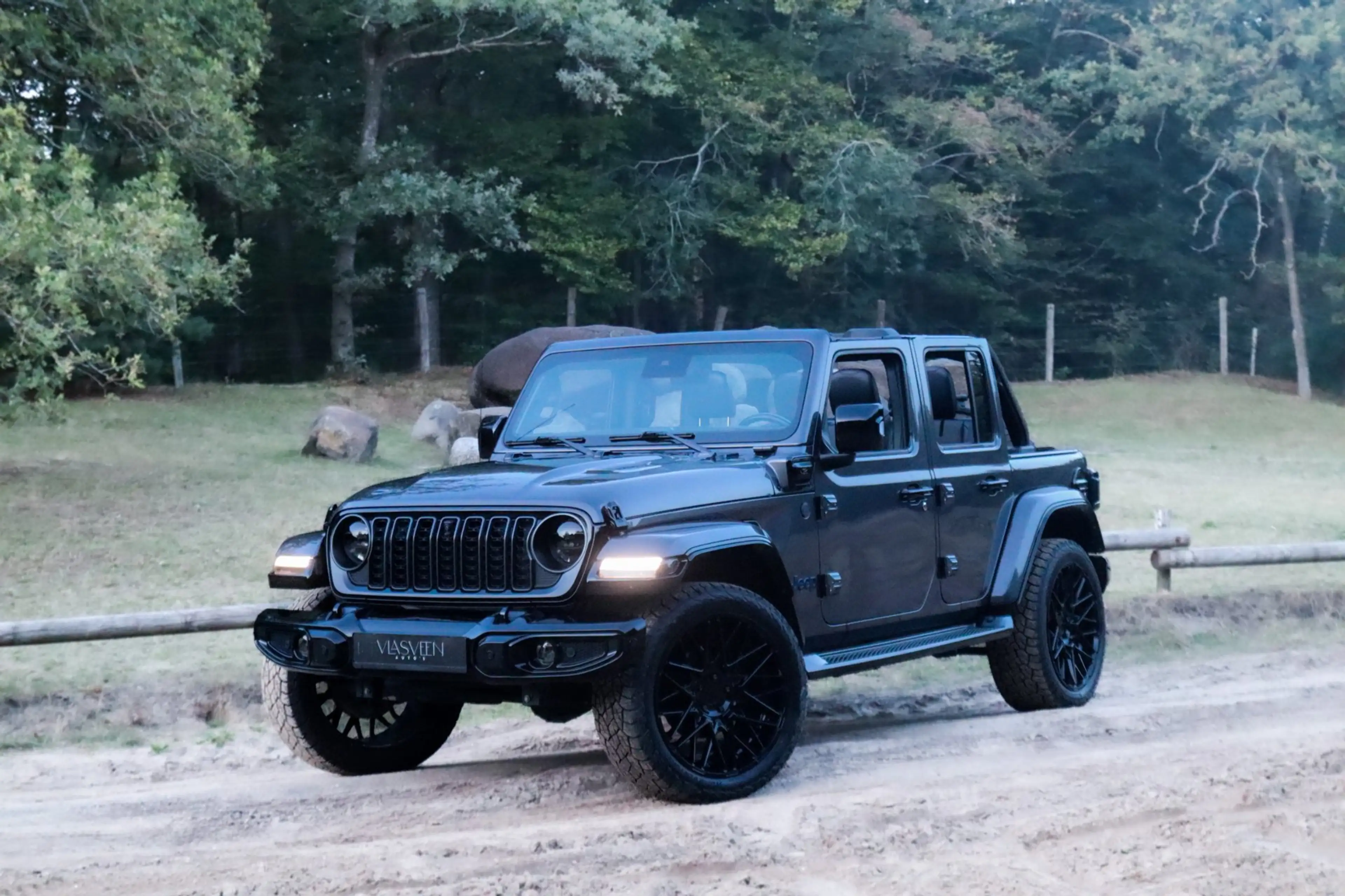 Jeep Wrangler UNLIMITED 4xe 380 Sahara Navigatie/Led/Stoel en st — photo 5