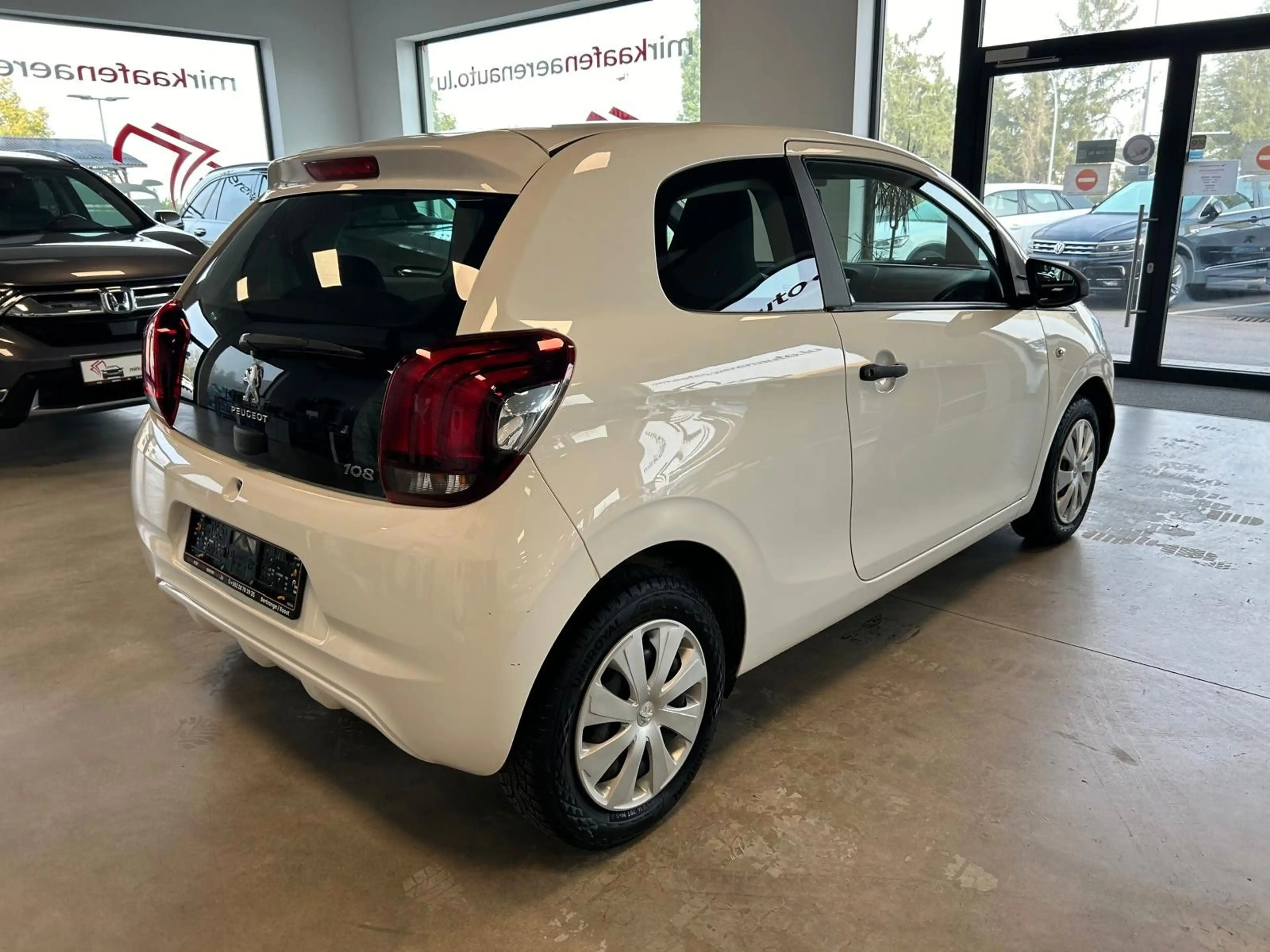 Peugeot 108 Access — photo 3