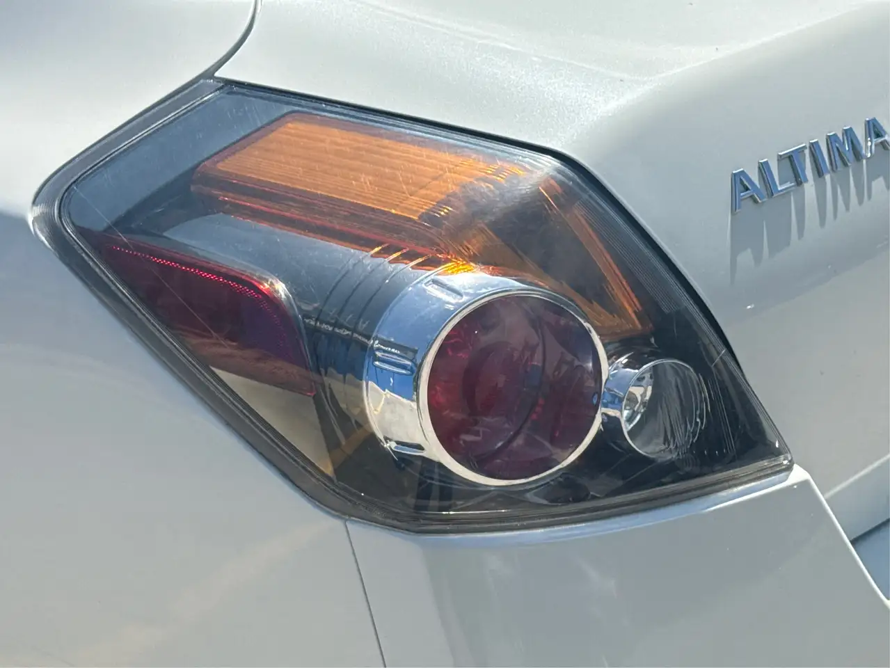 Nissan Altima fotografie Nissan Altima