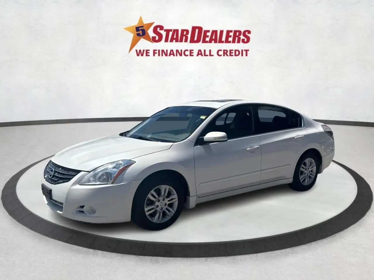 Nissan Altima fotografie Nissan Altima