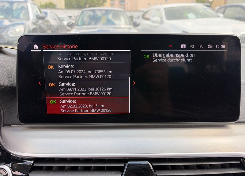 BMW 530 Limousine Mild-Hybrid xDrive Luxury Line — photo 14