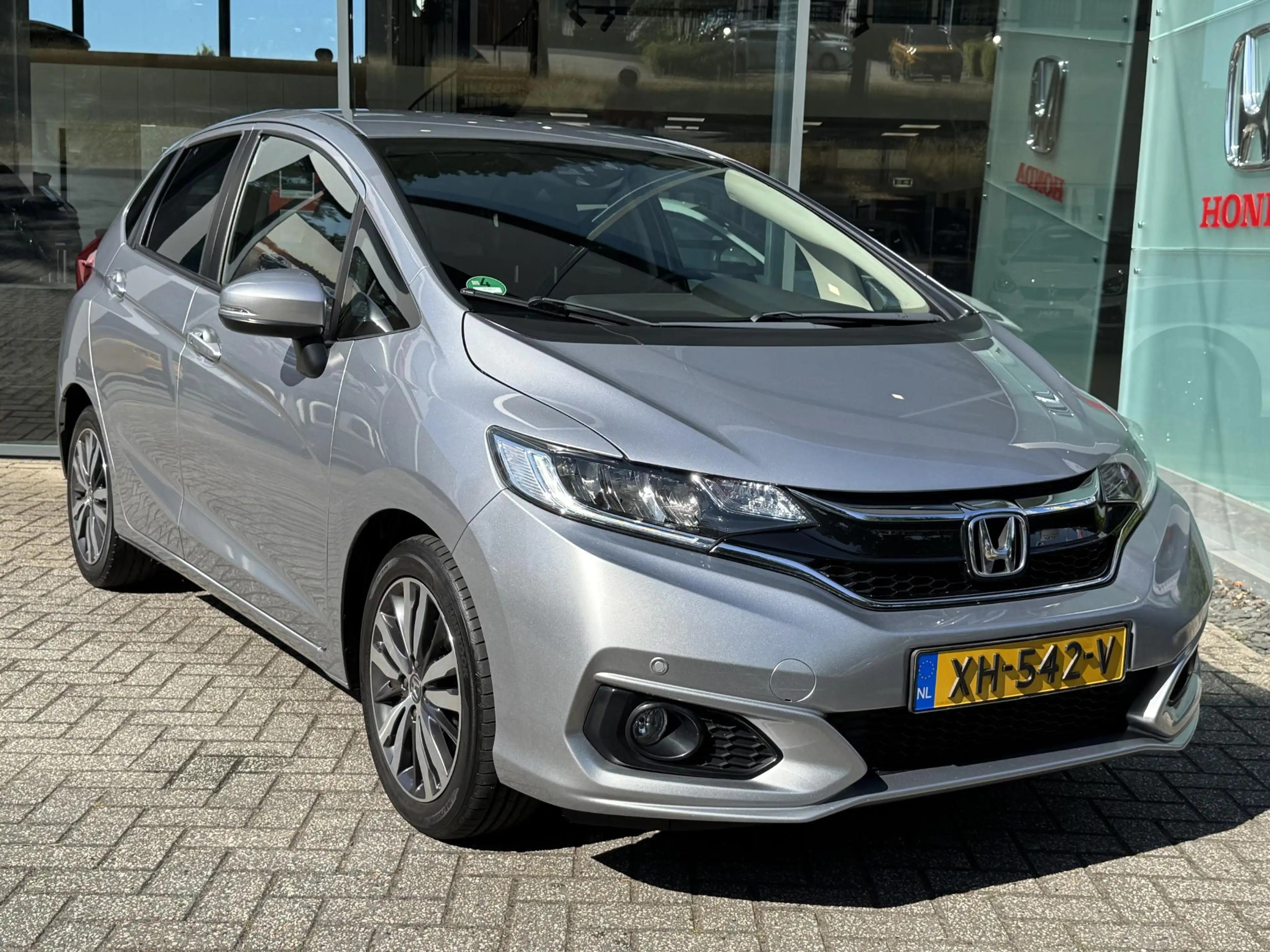 Honda Jazz 1.3 i-VTEC Elegance — photo 11