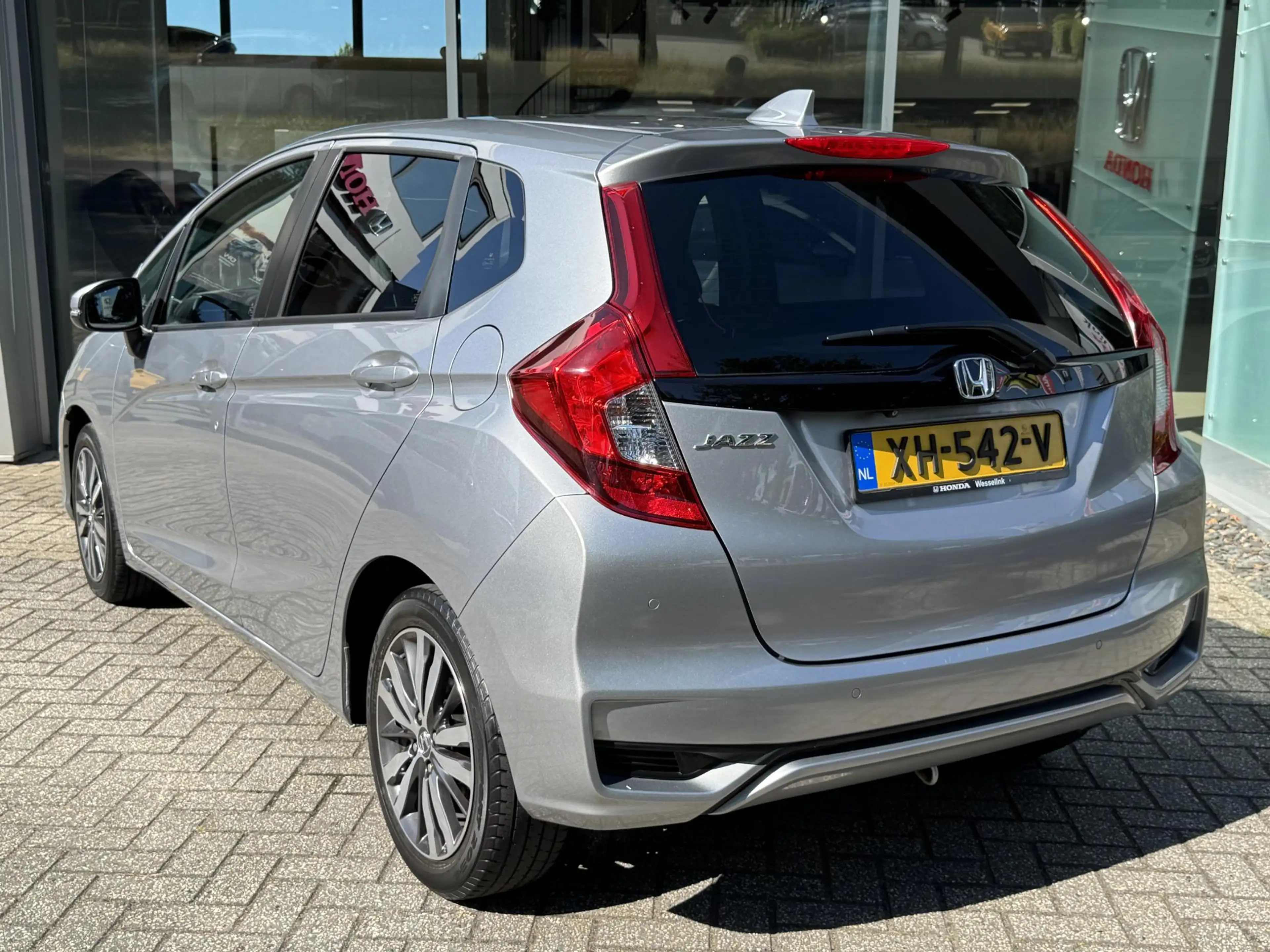 Honda Jazz 1.3 i-VTEC Elegance — photo 7