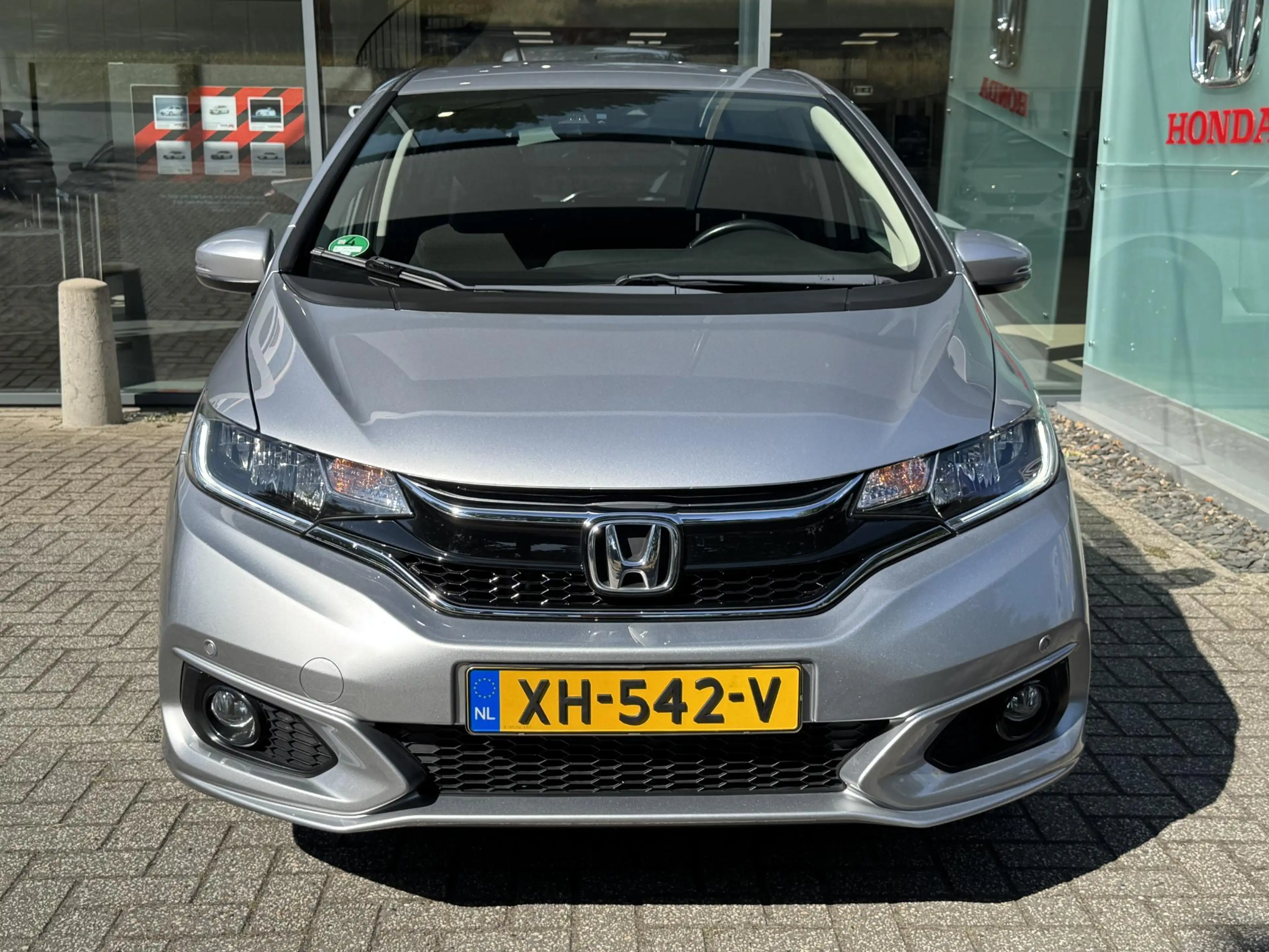 Honda Jazz 1.3 i-VTEC Elegance — photo 12