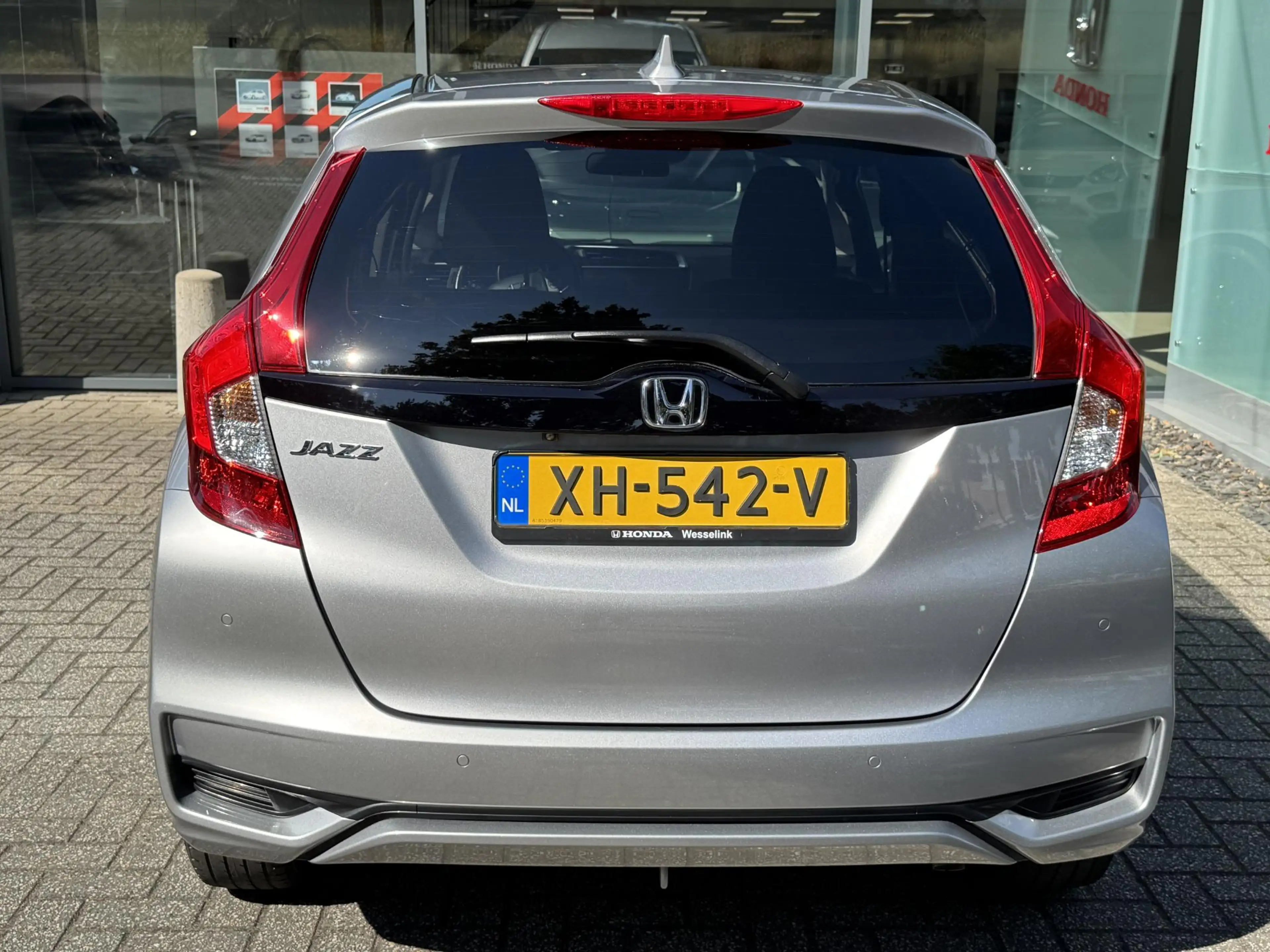 Honda Jazz 1.3 i-VTEC Elegance — photo 8