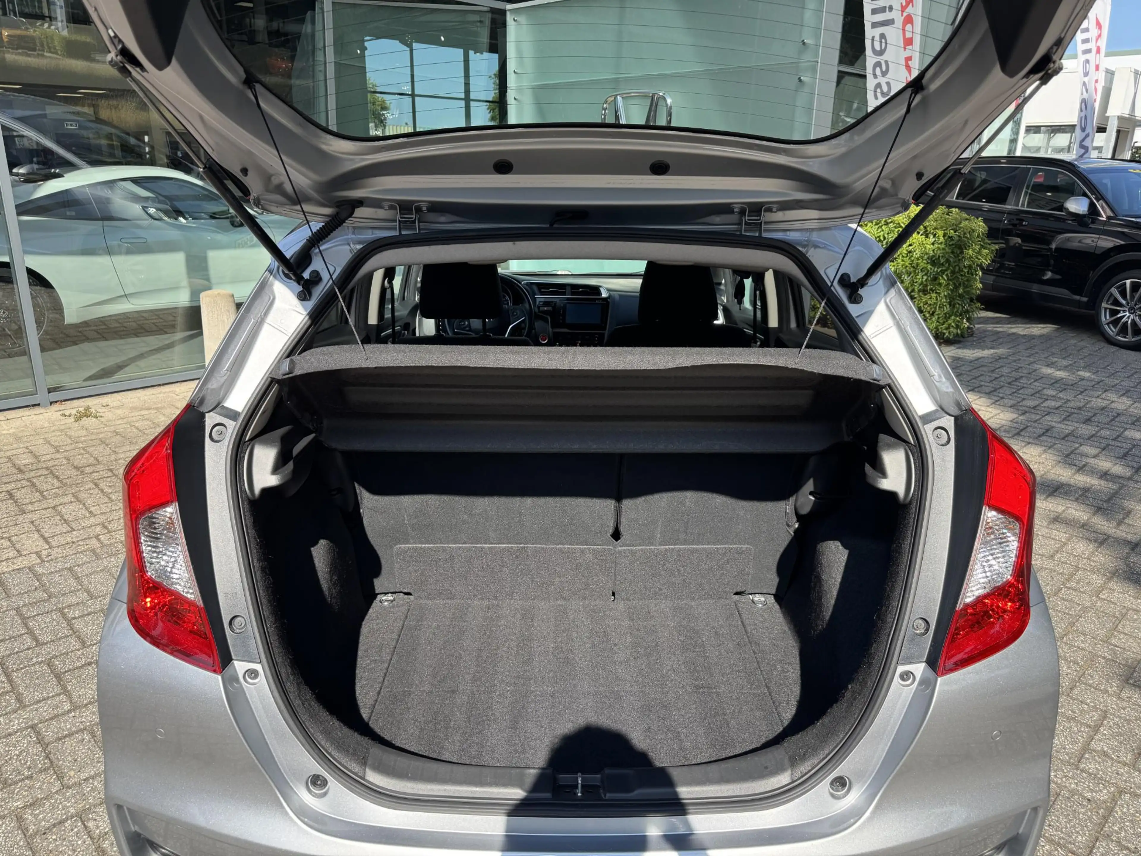 Honda Jazz 1.3 i-VTEC Elegance — photo 9