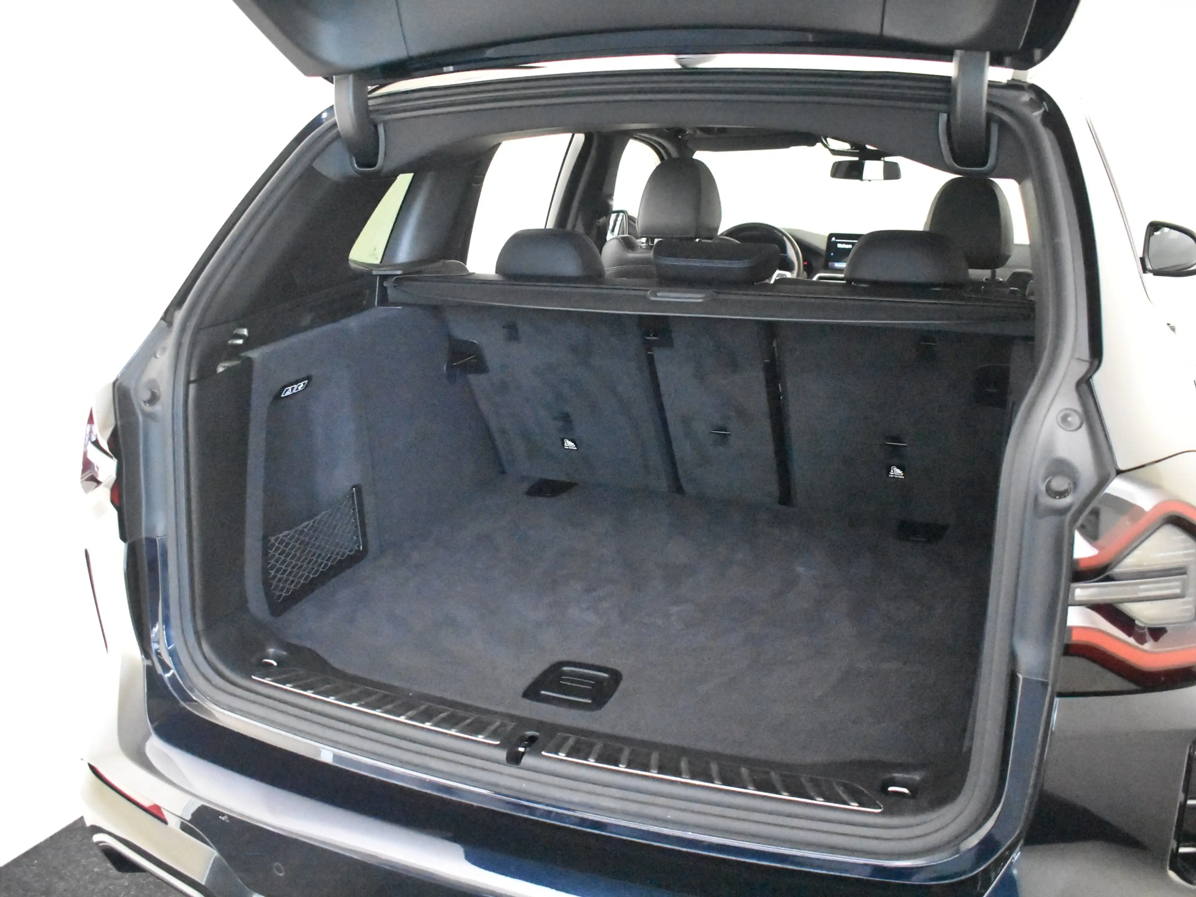 BMW iX3 High Executive 80 kWh 286pk | Lederen bekleding | — photo 39