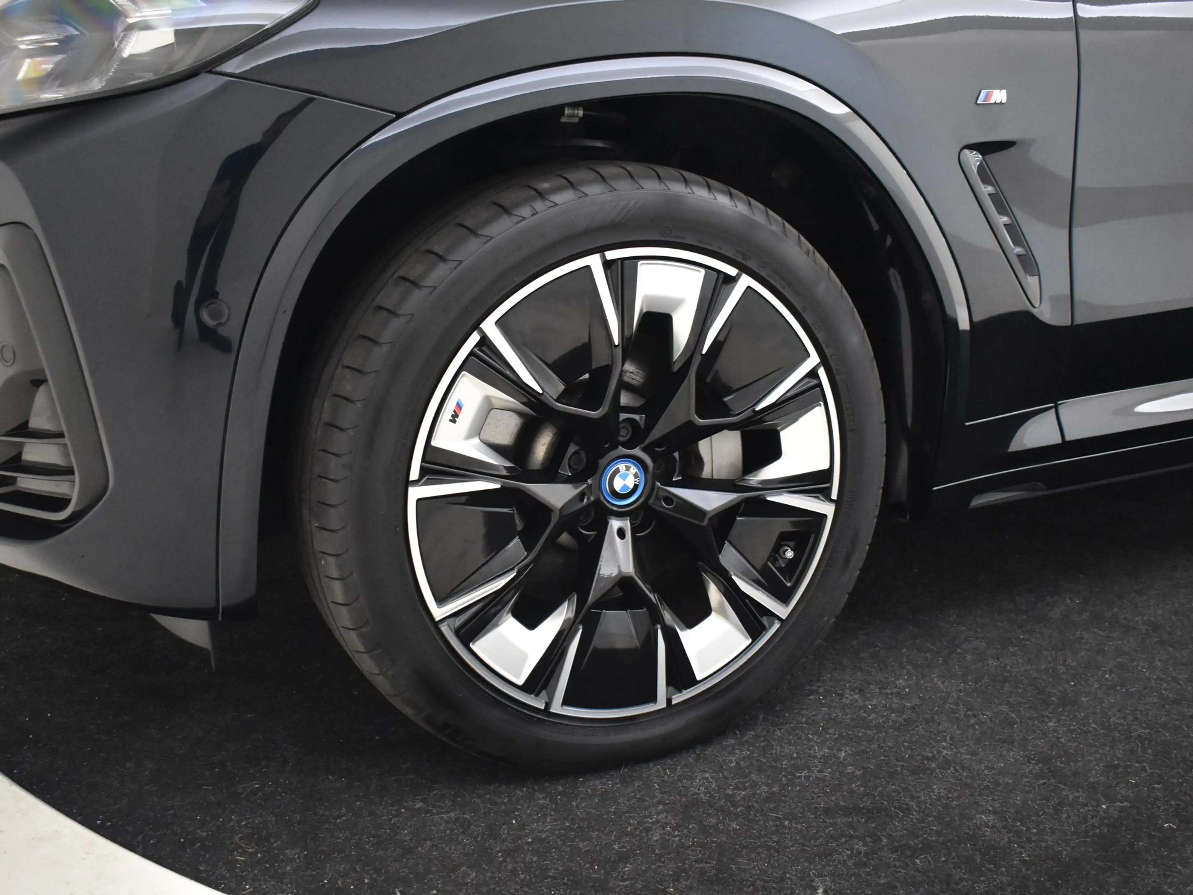 BMW iX3 High Executive 80 kWh 286pk | Lederen bekleding | — photo 34