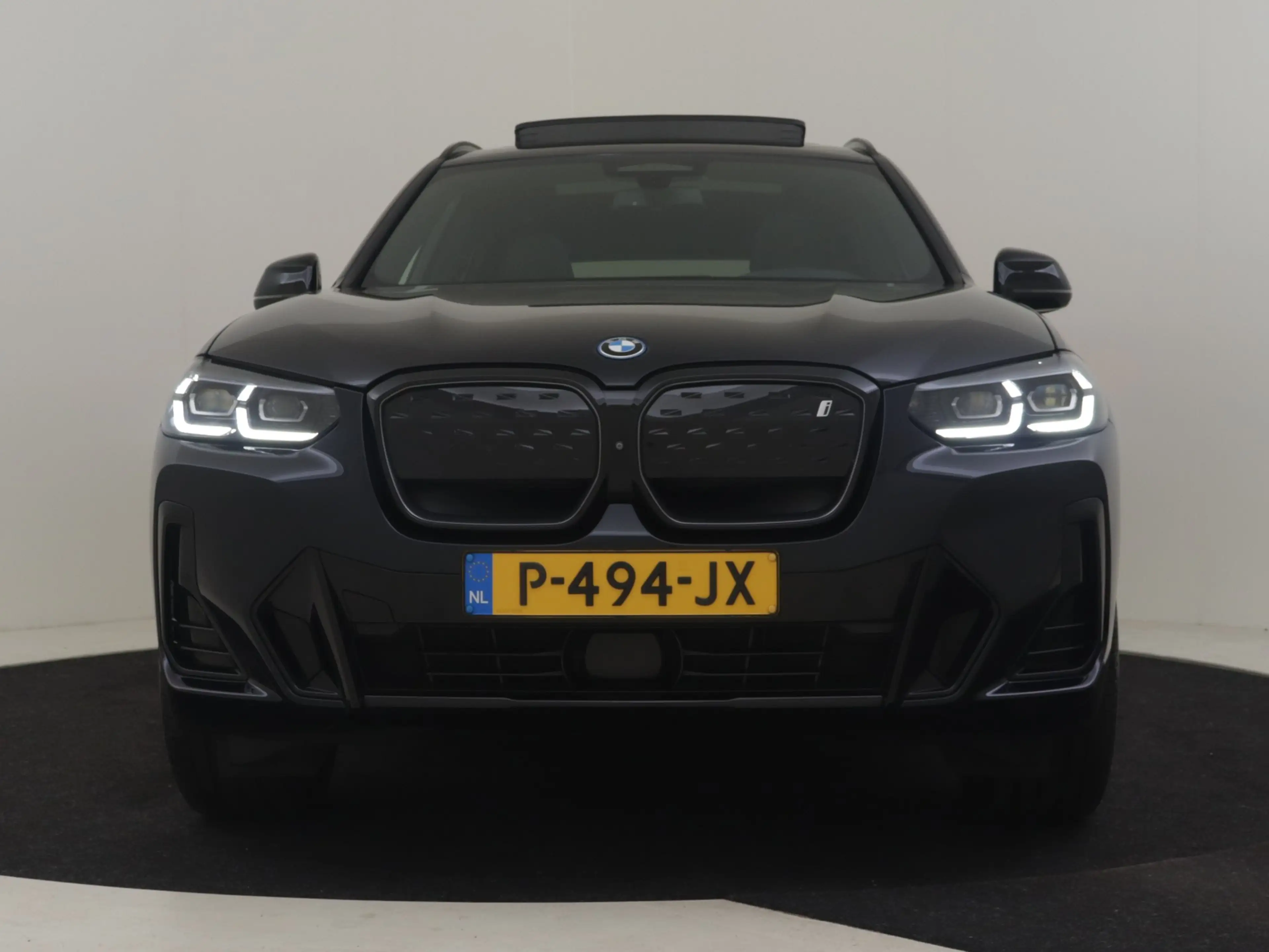 BMW iX3 High Executive 80 kWh 286pk | Lederen bekleding | — photo 32