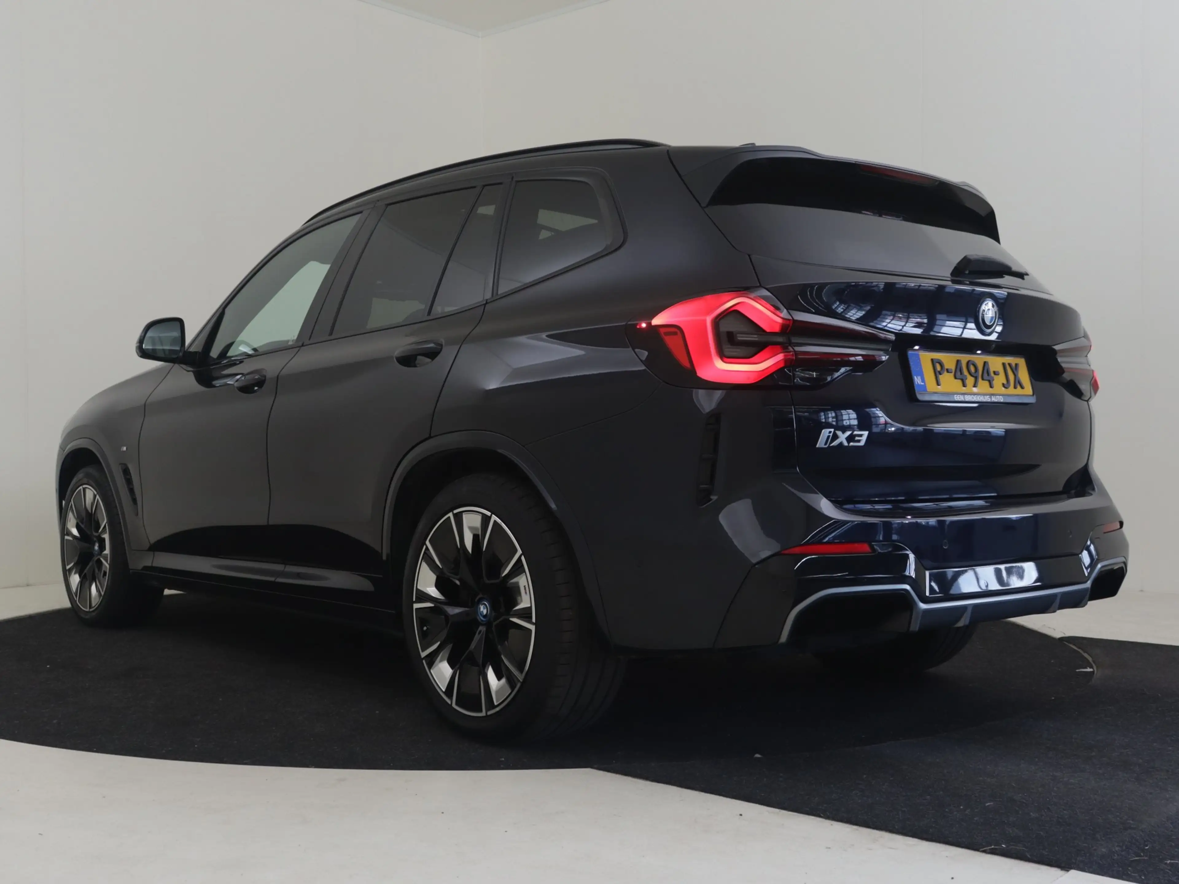 BMW iX3 High Executive 80 kWh 286pk | Lederen bekleding | — photo 14