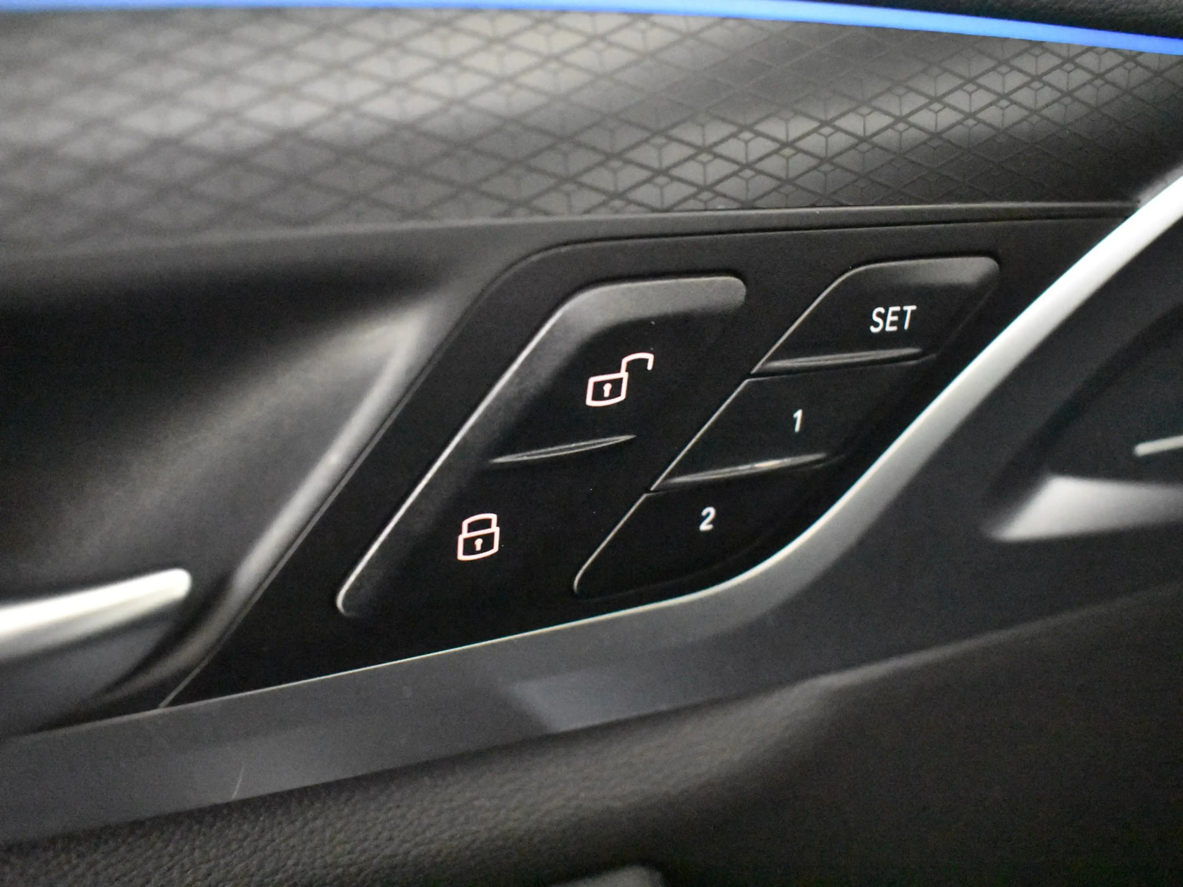 BMW iX3 High Executive 80 kWh 286pk | Lederen bekleding | — photo 10