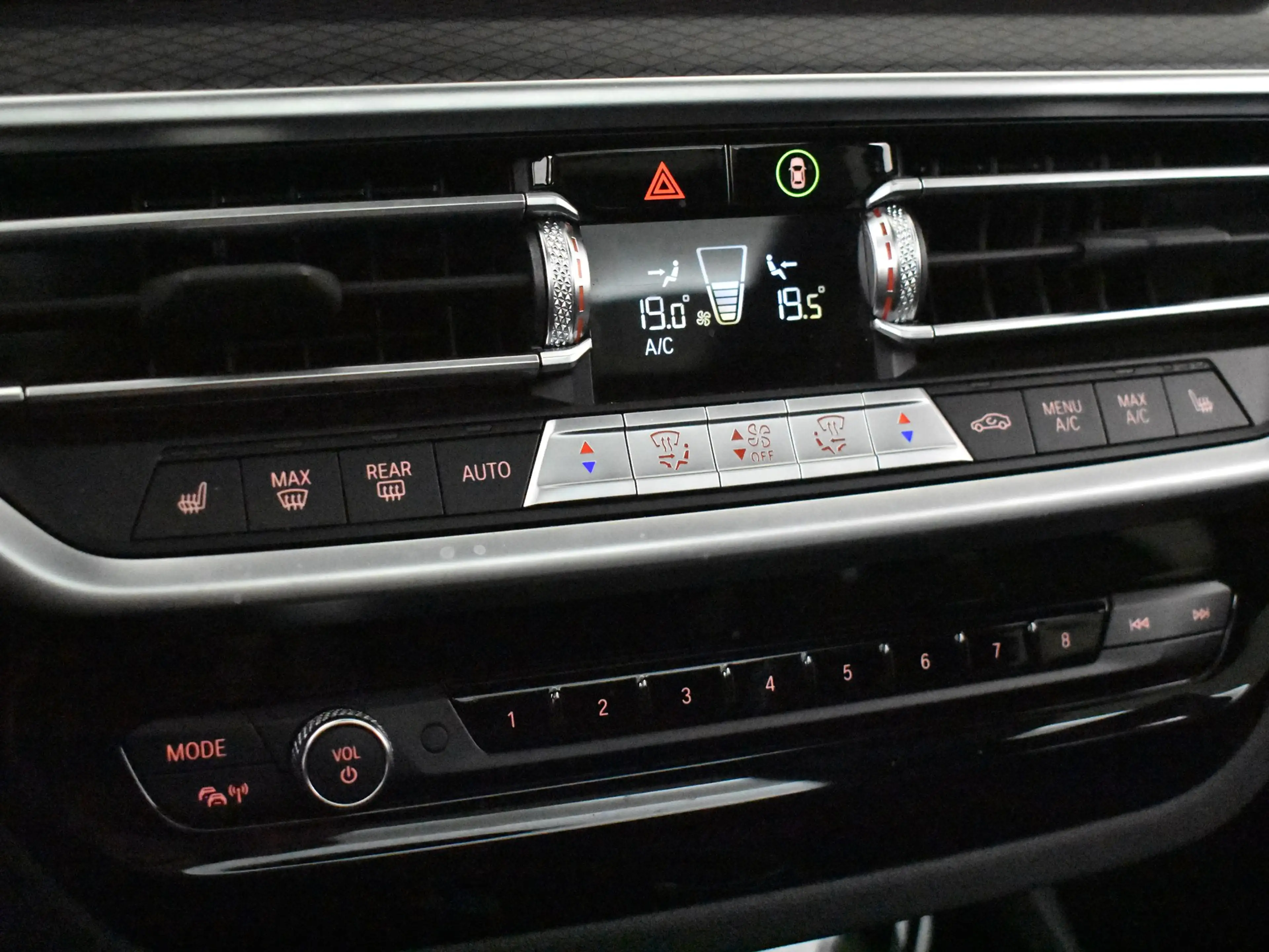 BMW iX3 High Executive 80 kWh 286pk | Lederen bekleding | — photo 29