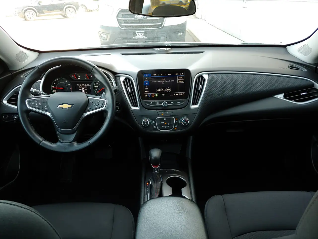 Chevrolet Malibu снимка Chevrolet Malibu