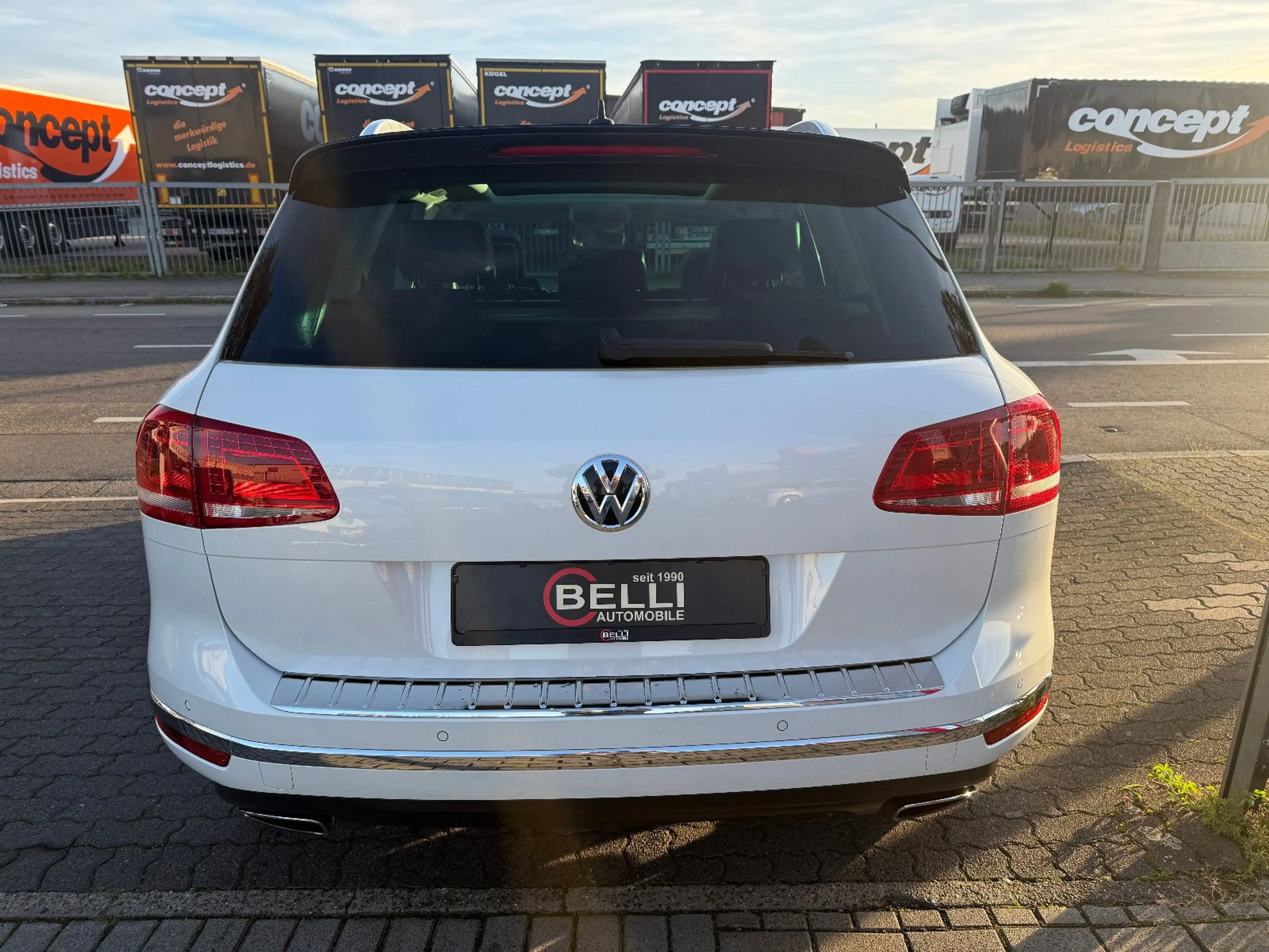 Volkswagen Touareg V6 TDI 4Motion R-Line FINANZIERUNG — photo 6