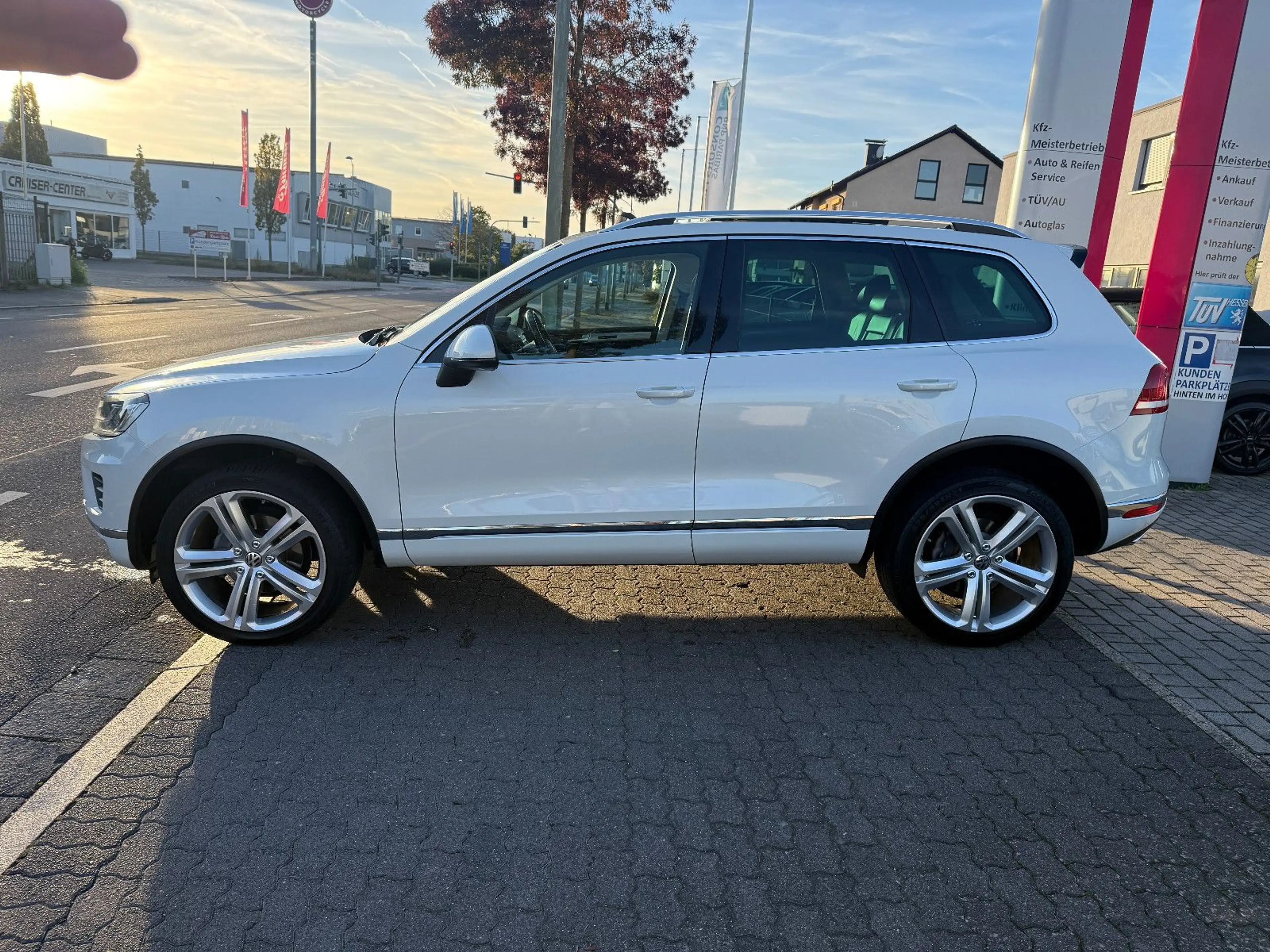 Volkswagen Touareg V6 TDI 4Motion R-Line FINANZIERUNG — photo 8