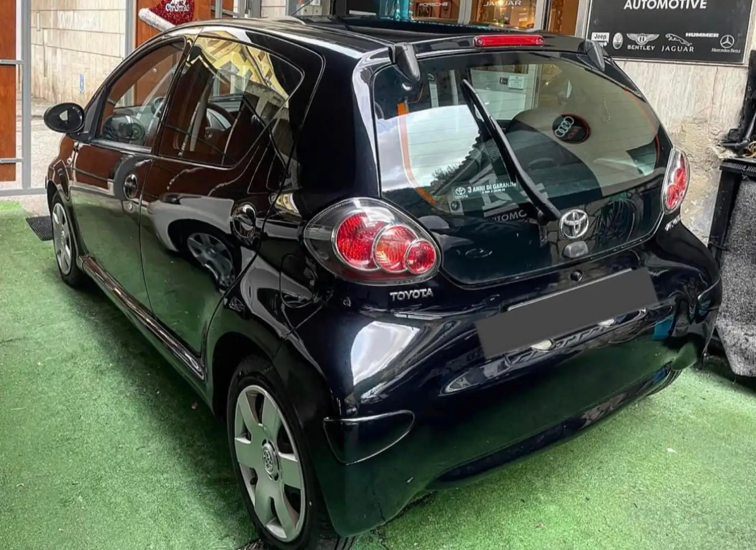 Toyota Aygo 5p 1.0 Now Connect Nero - 2