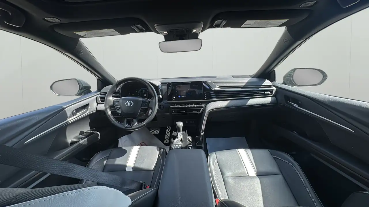 Toyota Camry снимка Toyota Camry