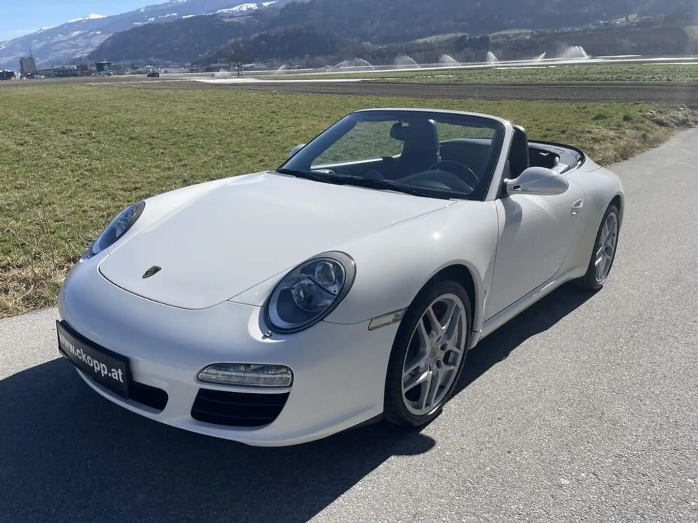 Porsche 911 Carrera Cabrio, PDK, Sport Chrono, SAGA Blanc - 1