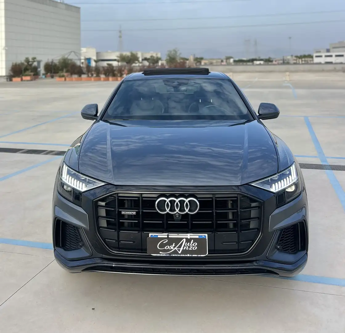 Audi Q8 Q8 50 TDI IBRIDA/DIESEL  286cv SLine Grigio - 2