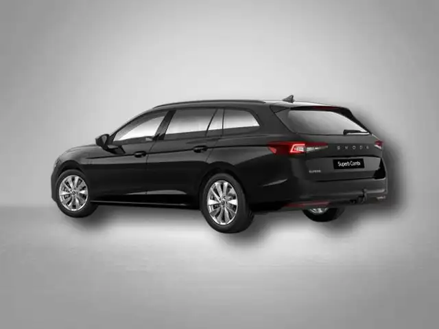 Skoda Superb view 3