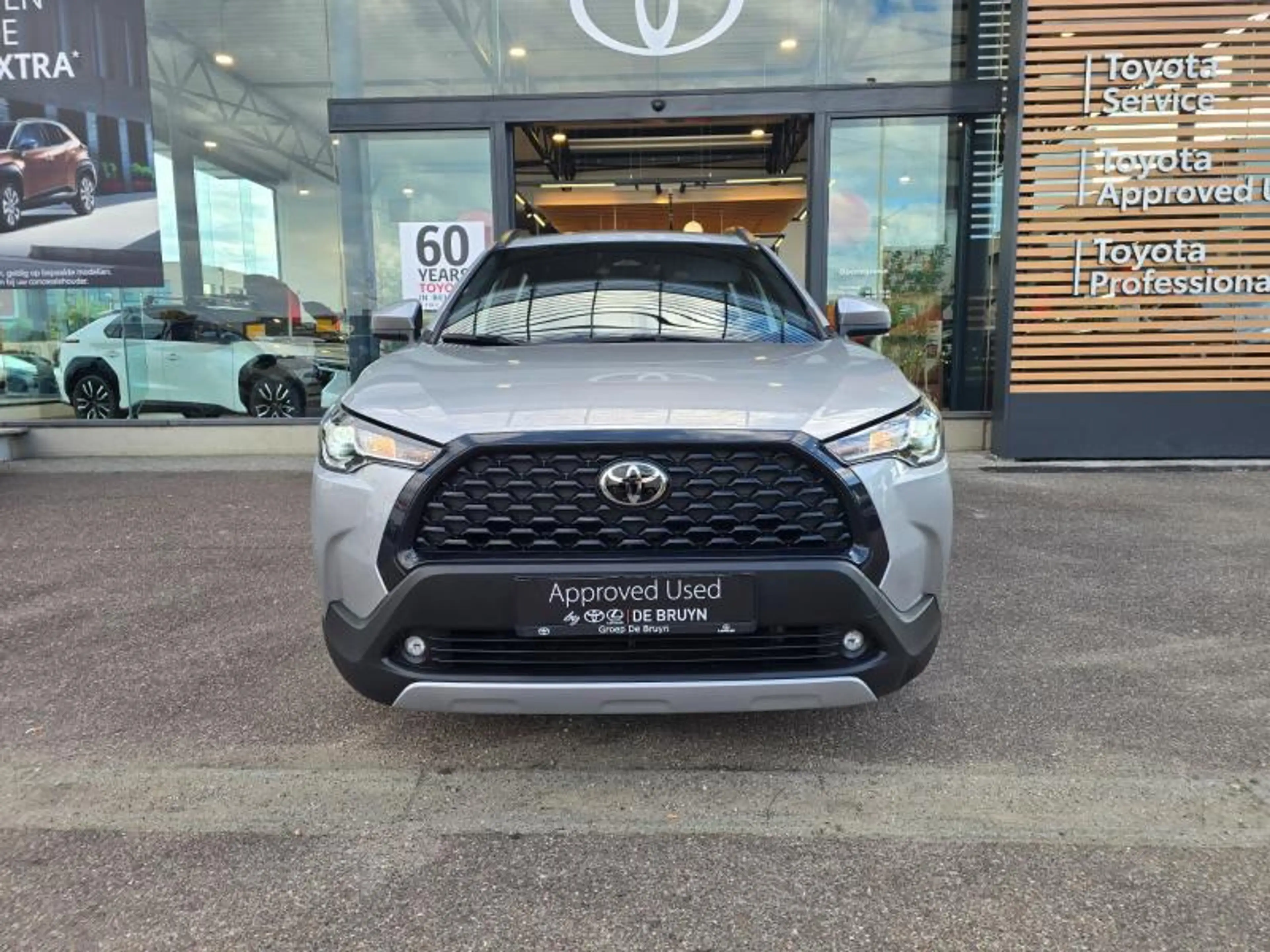 Toyota Corolla Cross Dynamic — photo 2