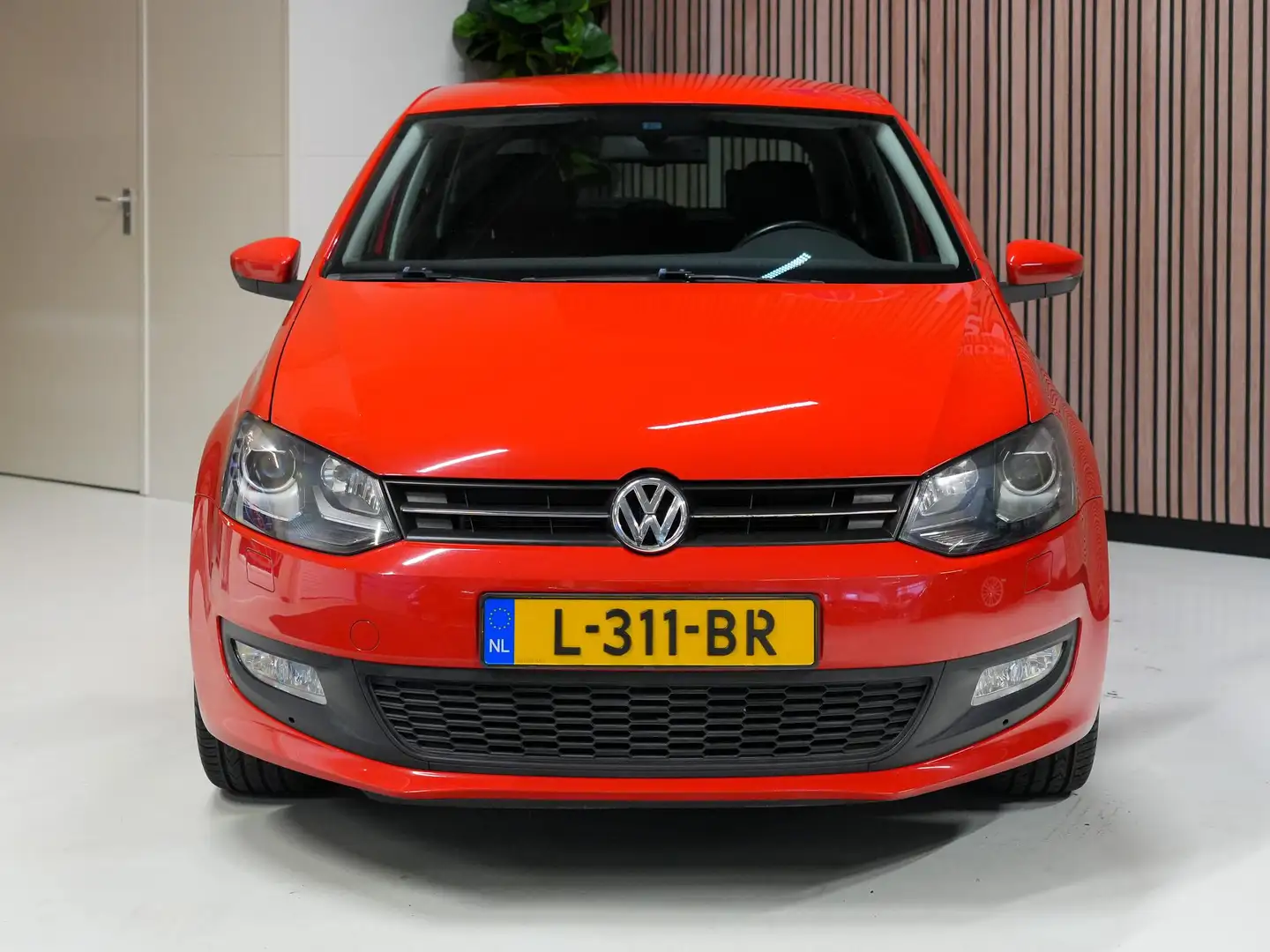 Volkswagen Polo 1.2 TSI Highline Rot - 2