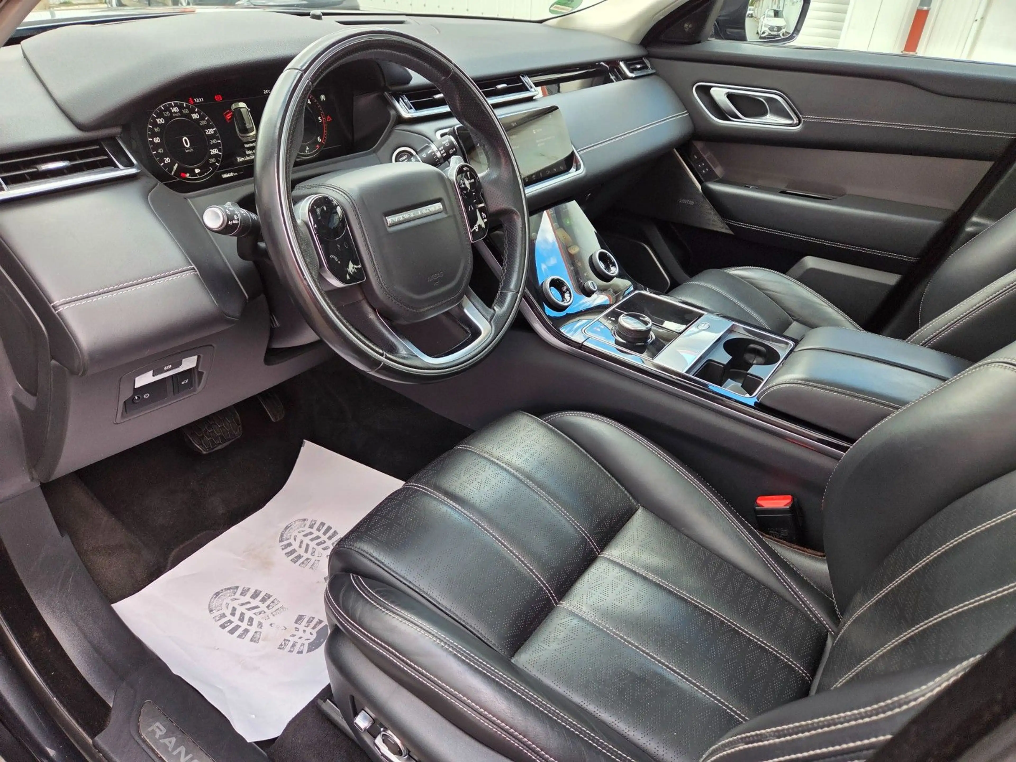 Land Rover Range Rover Velar 3.0d Pano Massage Sitzklima — photo 2
