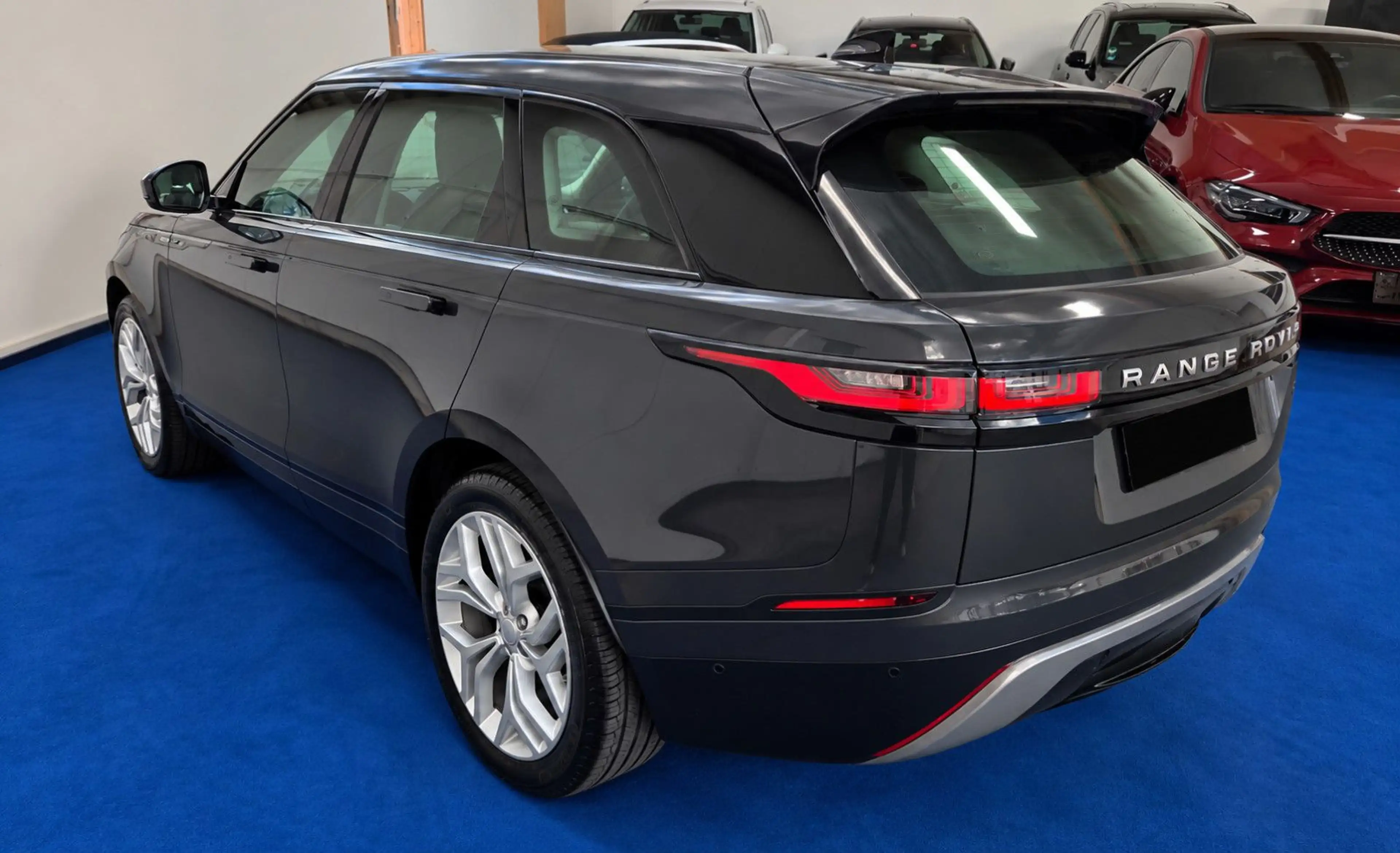 Land Rover Range Rover Velar 3.0d Pano Massage Sitzklima — photo 4