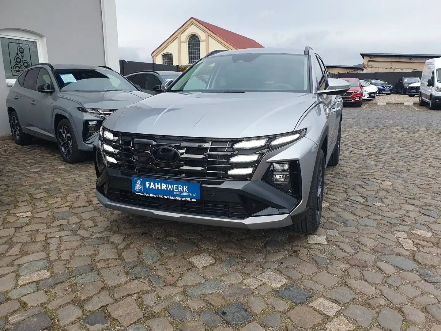 Hyundai TUCSON GO Hybrid 2WD Systemleistung 239 PS Silber - 1